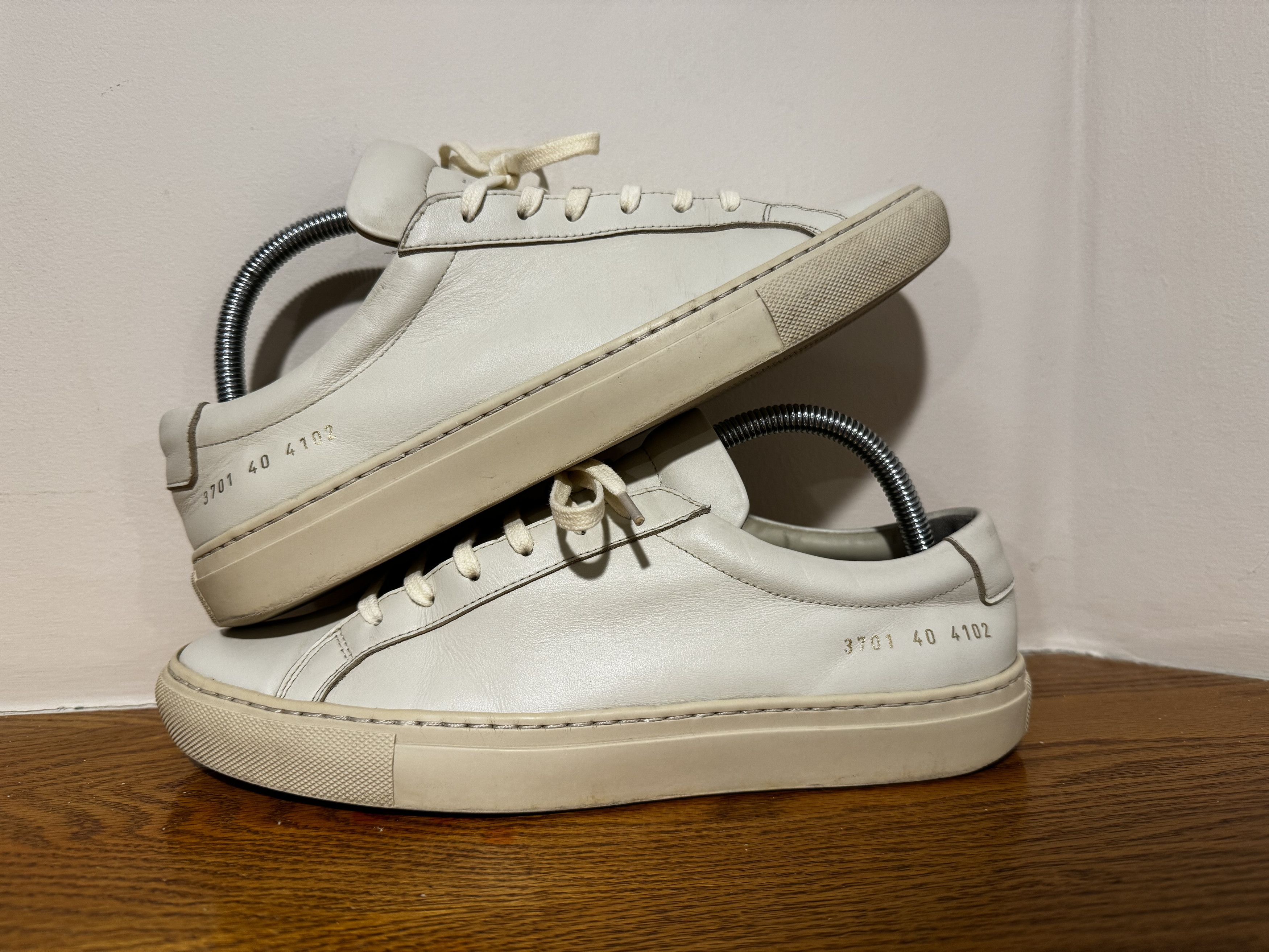 Common Projects Leather Achilles Low Size US 7 / EU 40 - 6 Thumbnail
