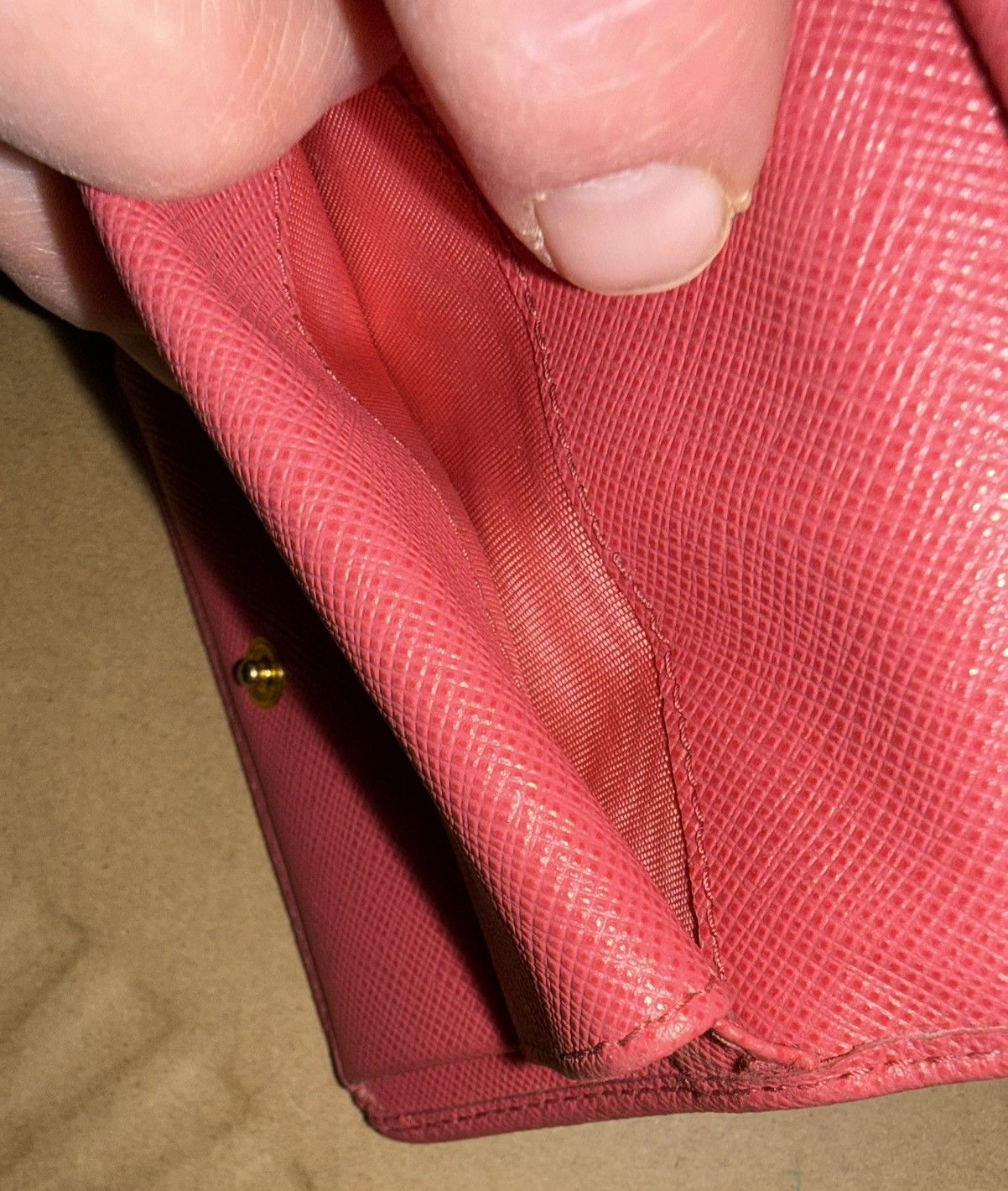 Prada Prada Pink Saffiano tri-fold leather wallet w/ Gold Badge! Size ONE SIZE - 14 Thumbnail