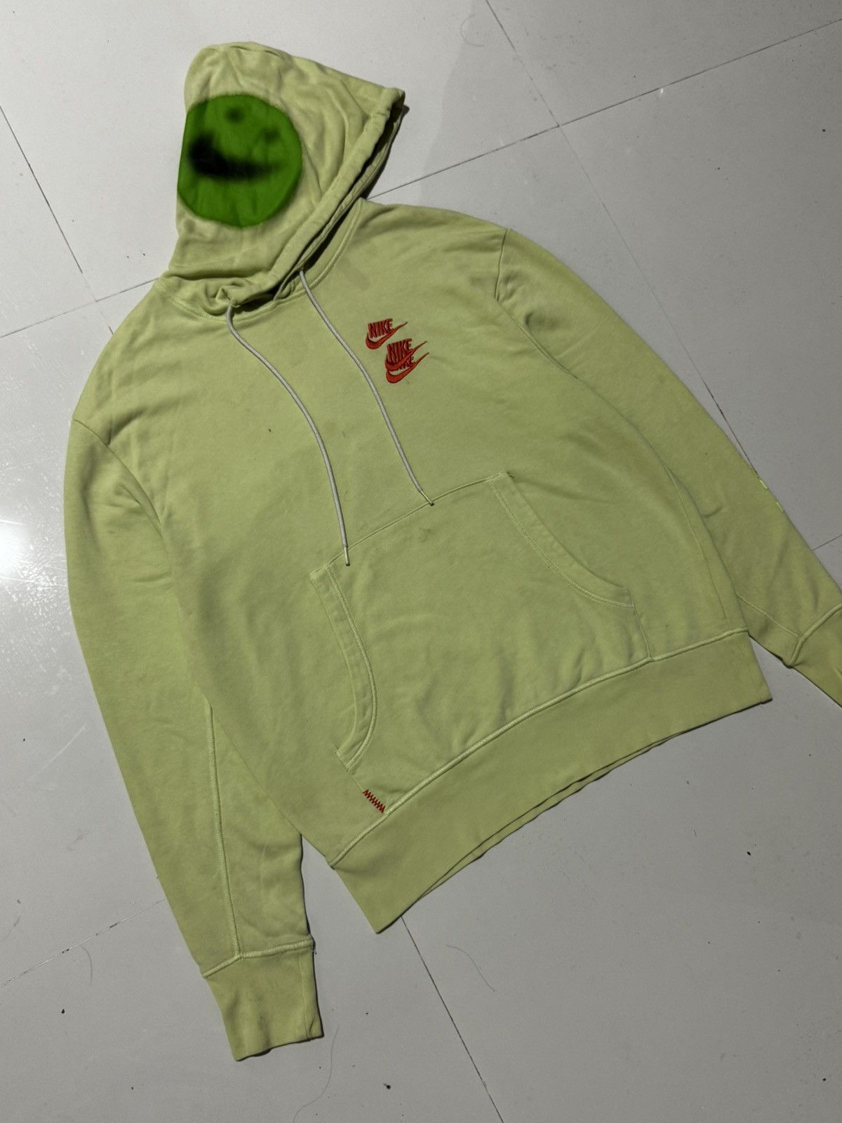 Nike Nike World Tour Graffiti Print Hoodie Size US XL / EU 56 / 4 - 6 Thumbnail