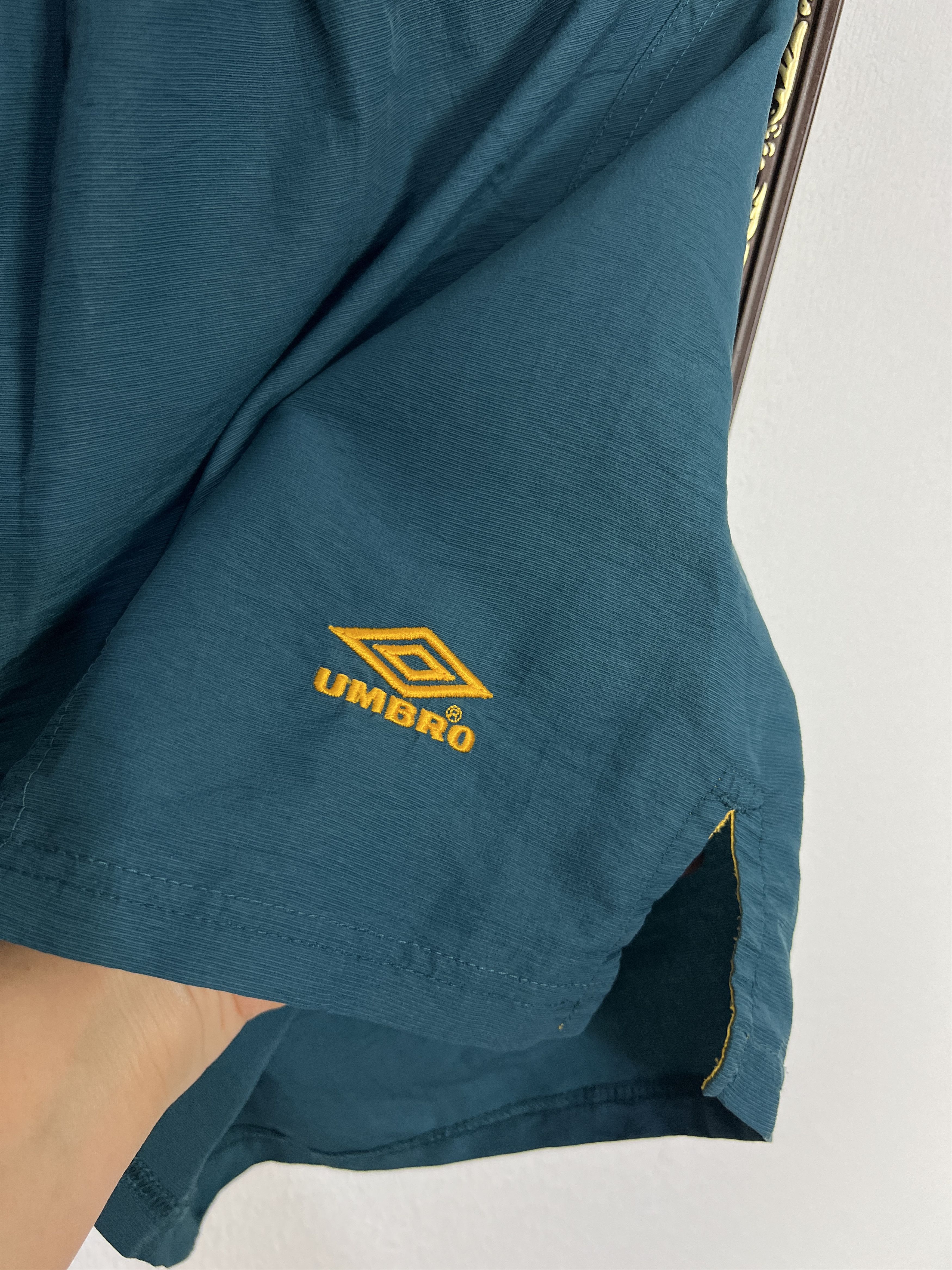 Umbro Vintage 2000's Celtic Football Shorts Soccer Athletic Rare Size US 34 / EU 50 - 4 Thumbnail