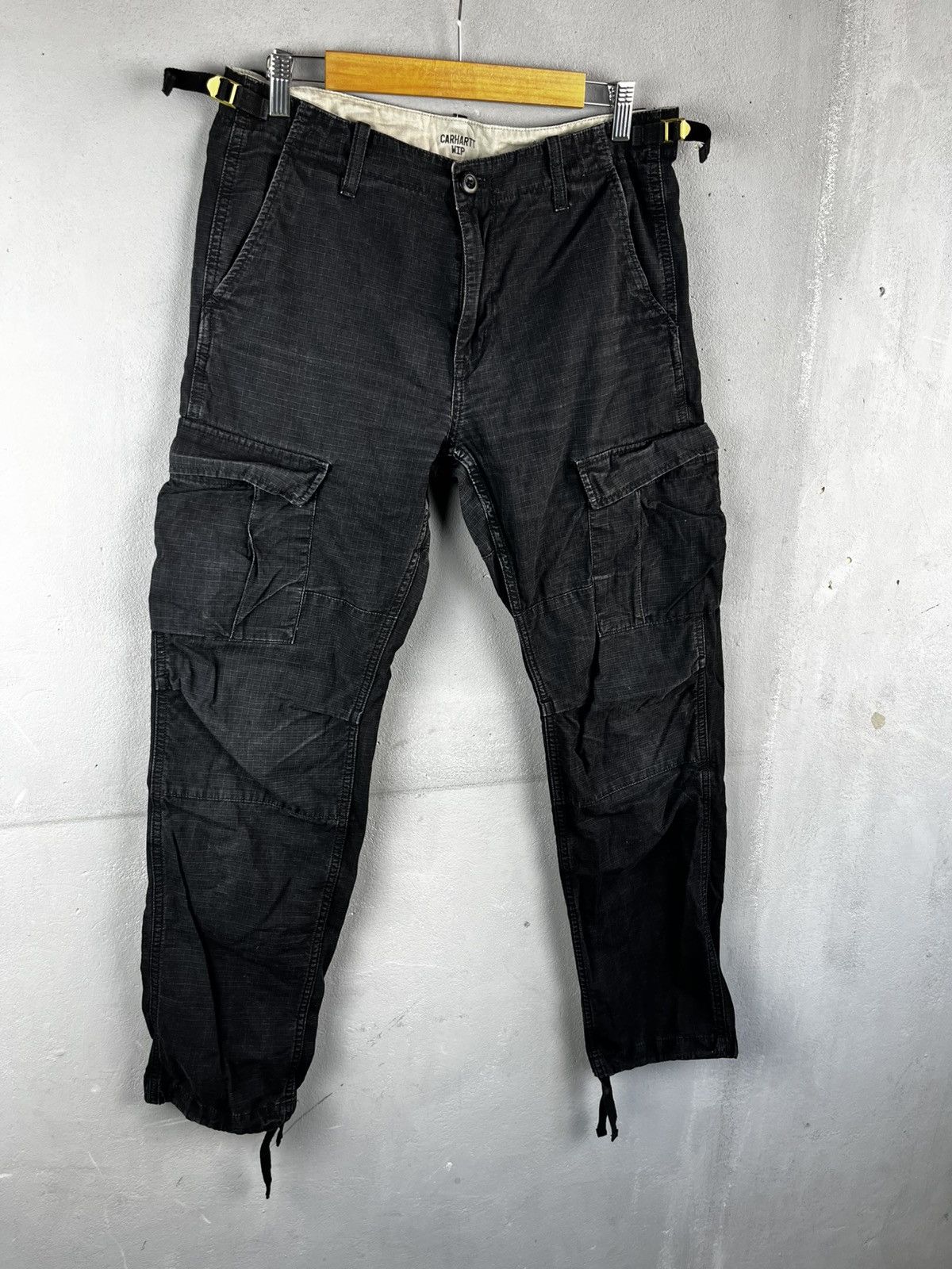 Carhartt Carhartt cargo pants Size US 31 - 7 Thumbnail