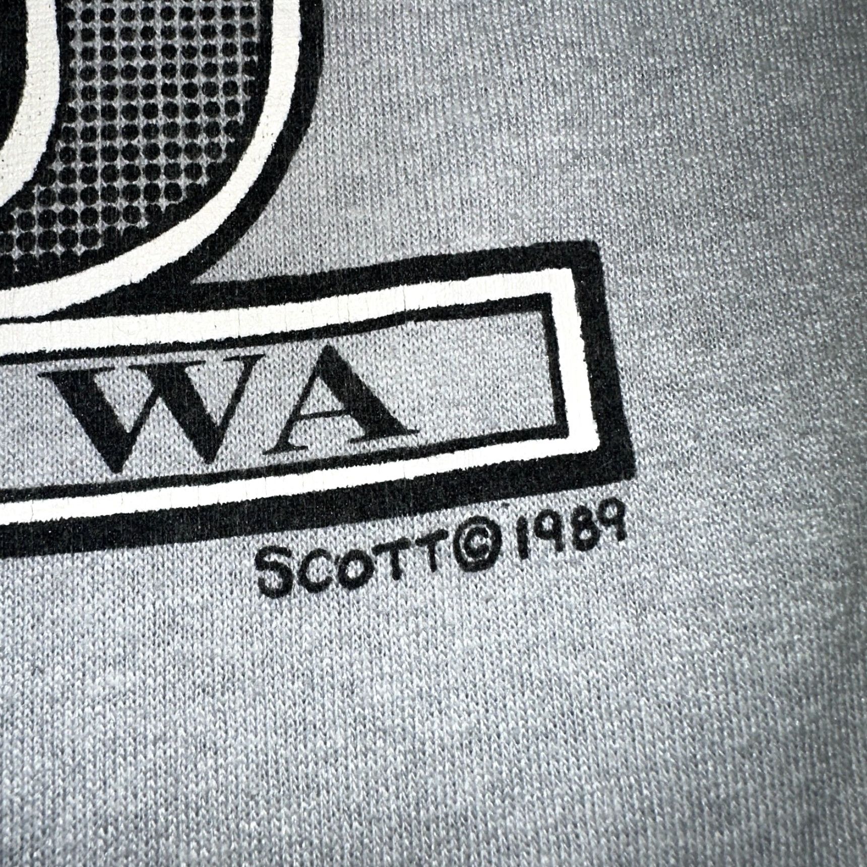 TEE JAYS VINTAGE Tee Jays T Shirt Washington Slug Rides Ocean Shores Large Gray Crew Neck Short Sleeve 70s 80s 90s Mens Size US L / EU 52-54 / 3 - 3 Thumbnail