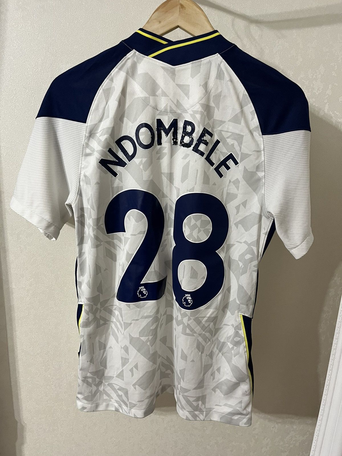 Other Nike Tottenham 20/21 Home Jersey #28 Ndombele Size US M / EU 48-50 / 2 - 2 Thumbnail