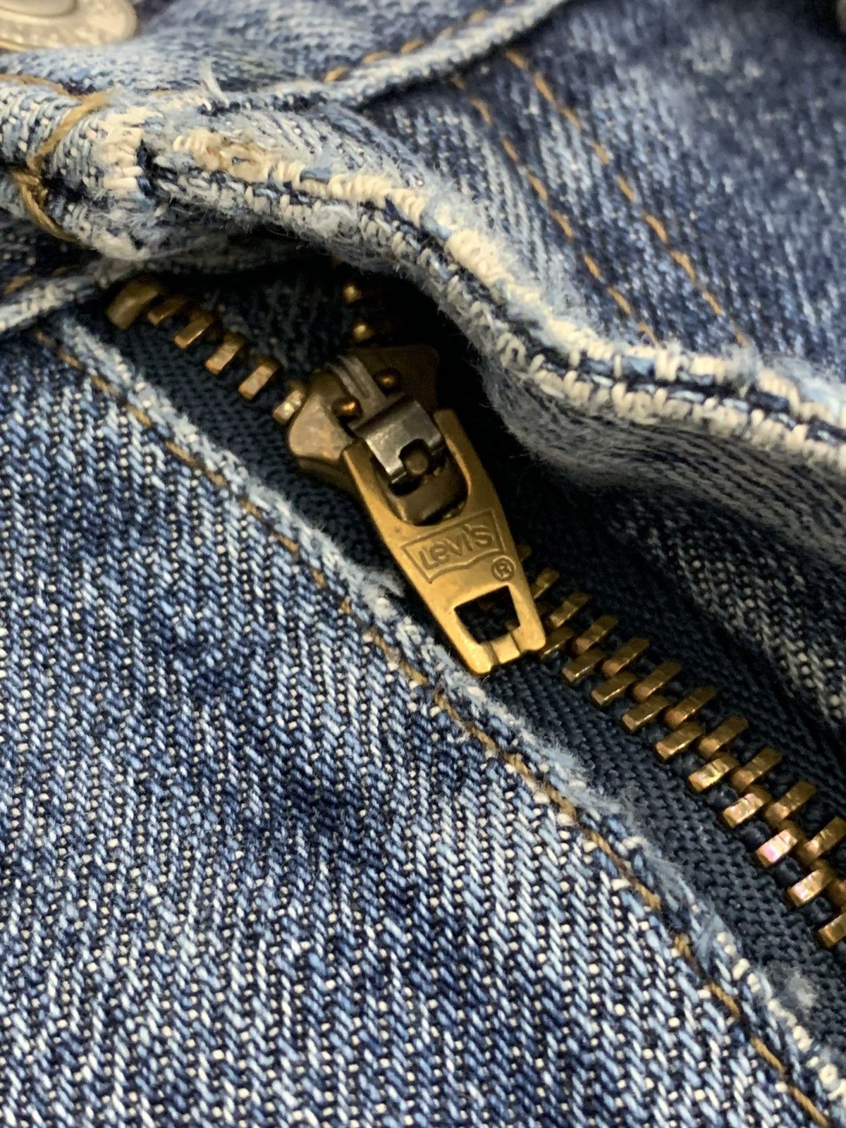 Levi's × Vintage Levis 533 04 Productio Distressed Denim Pants (AE3) Size US 32 / EU 48 - 11 Thumbnail