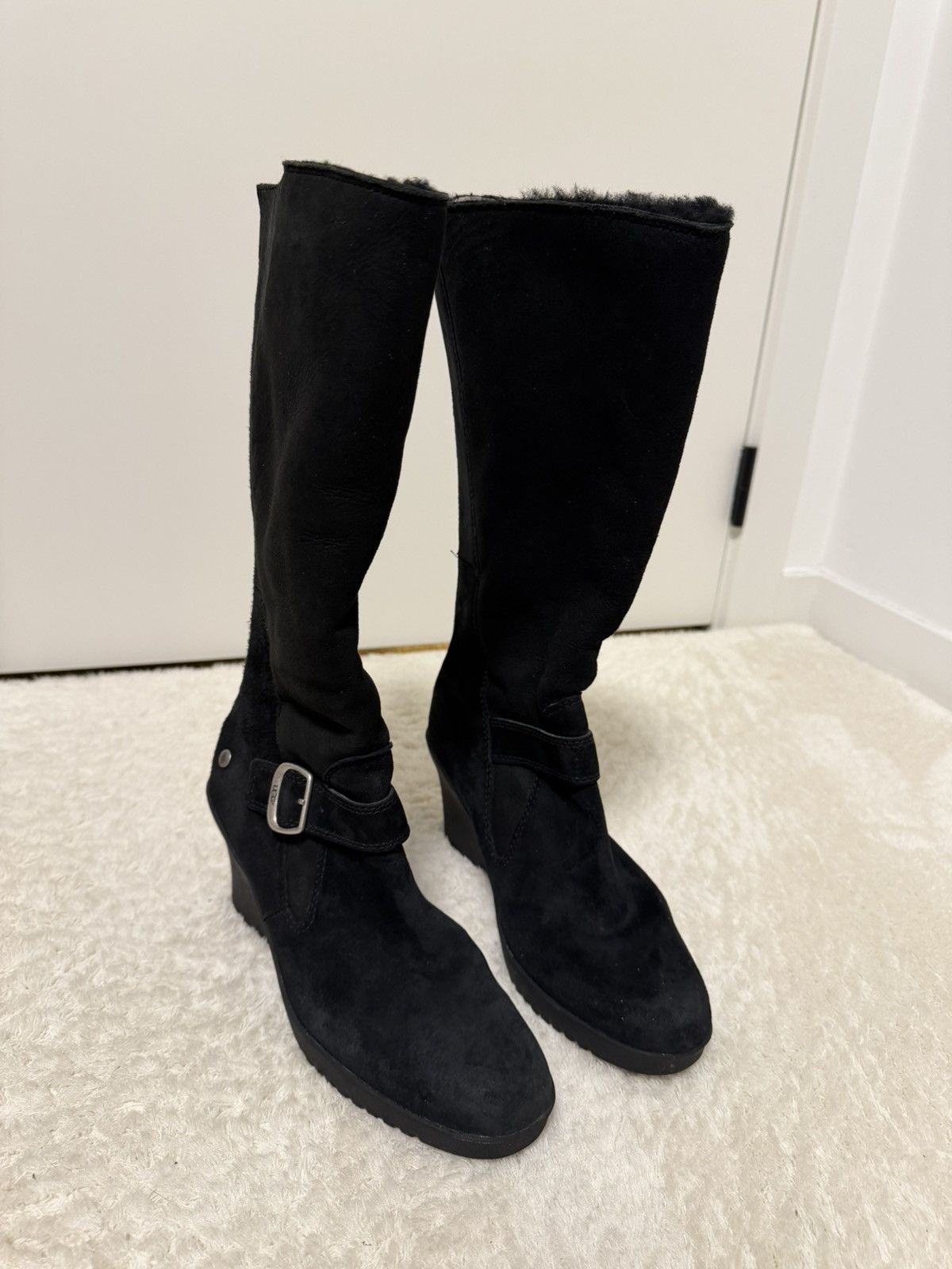 Ugg Ugg Boots Women Size 40 - As Good As New Size US 10 / IT 40 - 3 Thumbnail