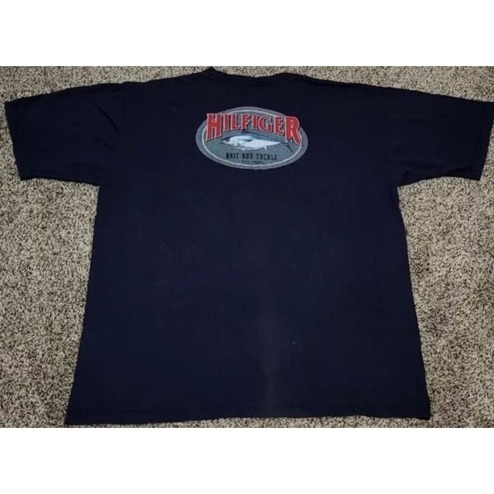Tommy Hilfiger VINTAGE Tommy Hilfiger Men’s T-Shirt Bait And Tackle Fishing XL Blue Short Sleeve Crew Neck Cotton Knit Heavyweight Graphic Print Men Outdoors Size US XL / EU 56 / 4 - 2 Thumbnail
