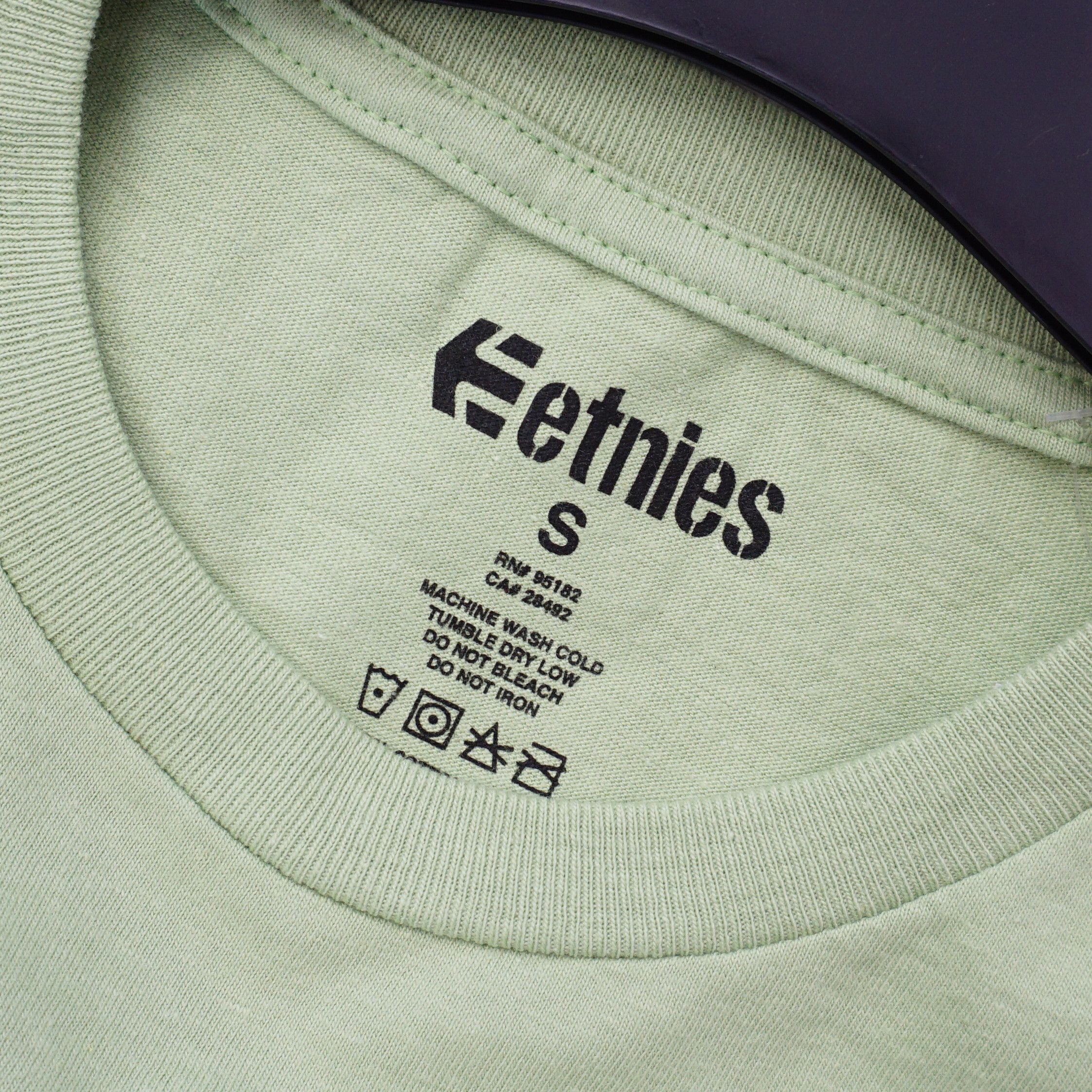 Etnies Brand New Big Logo Tee Size US S / EU 44-46 / 1 - 3 Thumbnail