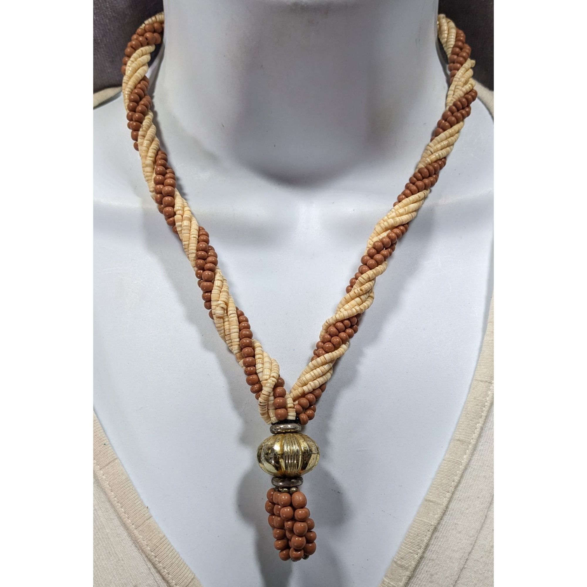 Other Vintage Rustic Brown And Cream Shell And Wood Beaded Necklac Size ONE SIZE - 4 Thumbnail