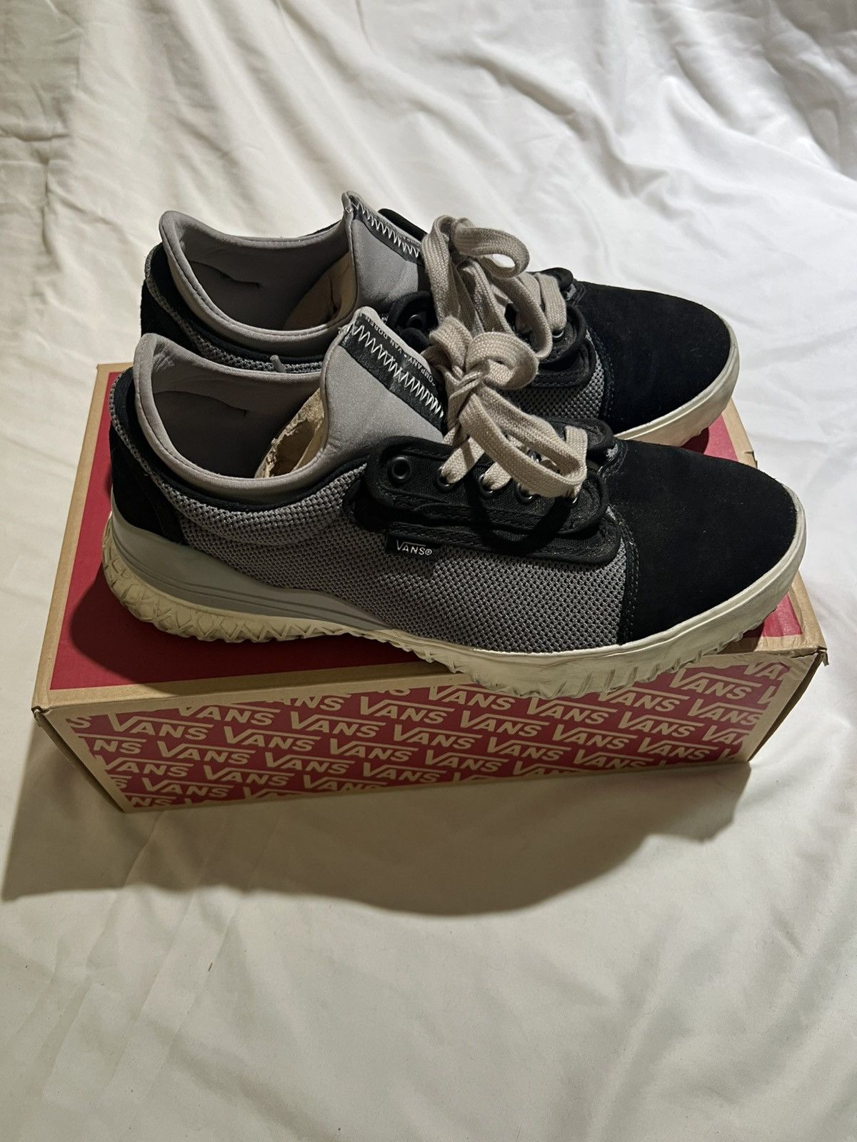 Vans Vans City CMT Size US 11 / EU 44 - 5 Thumbnail
