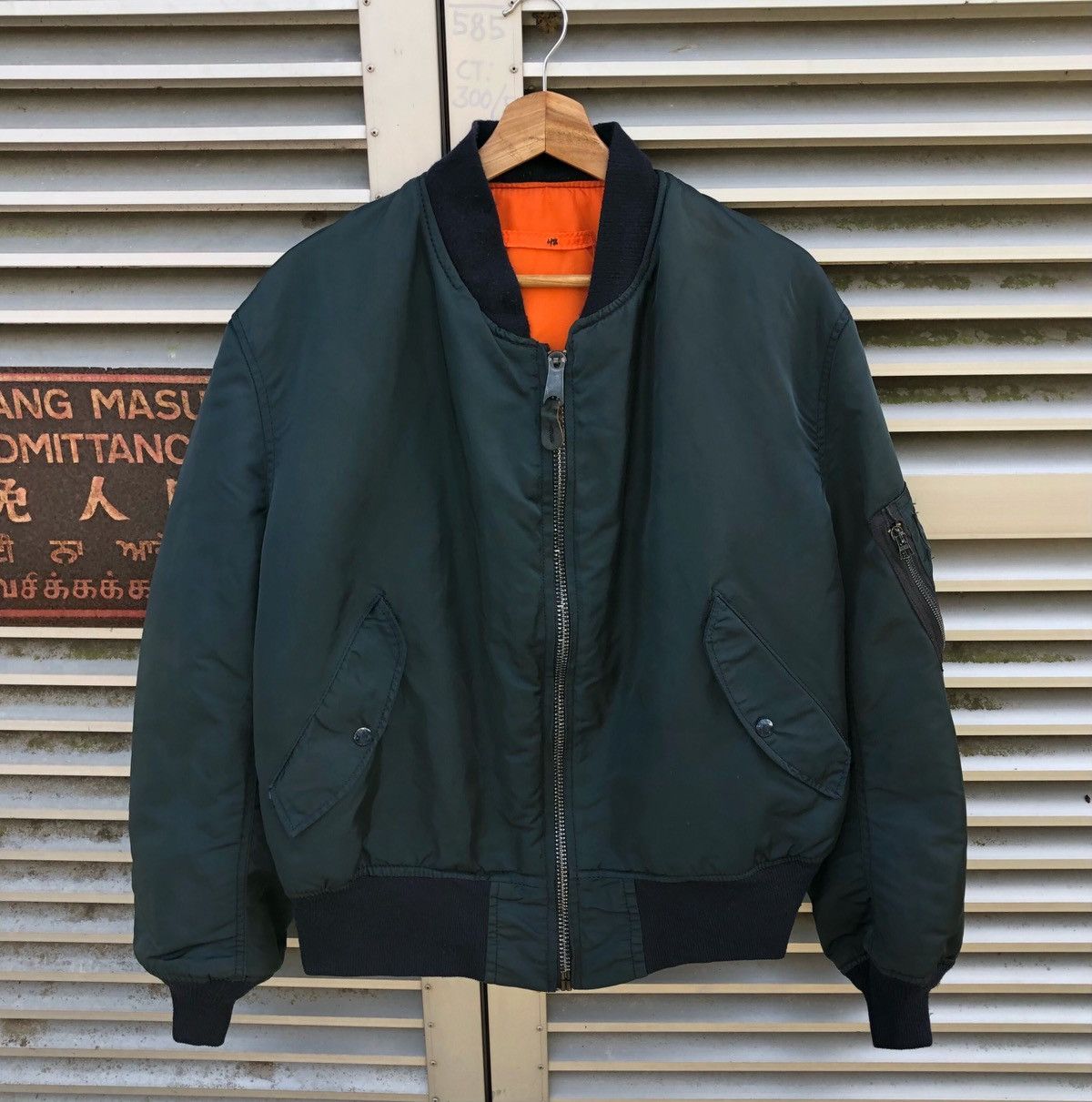 VTG Alpha Industries MA-1 (USAF) Flyer's Intermediate Jacket