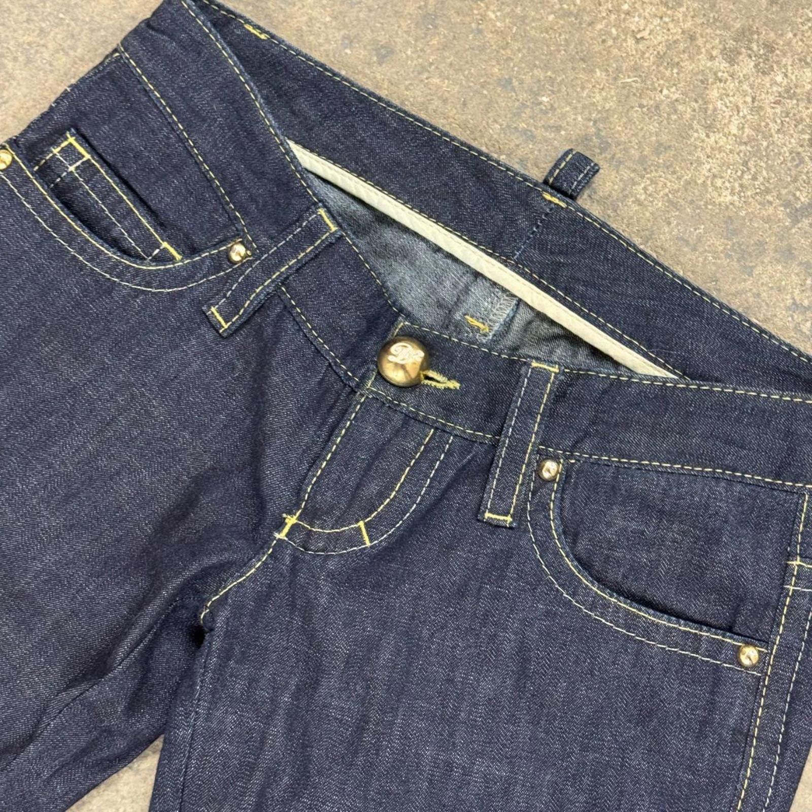 Dsquared2 Y2K Vintage Dsquared2 Ultra Low-Rise Dark Wash Flare Jeans Size 28" / US 6 / IT 42 - 3 Thumbnail