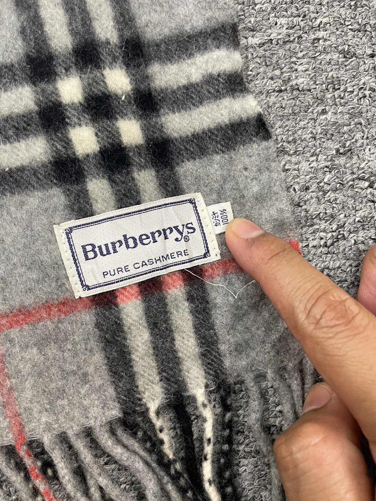 Burberry × Vintage Vintage Burberry Cashmere Scarf Muffler Size ONE SIZE - 5 Thumbnail
