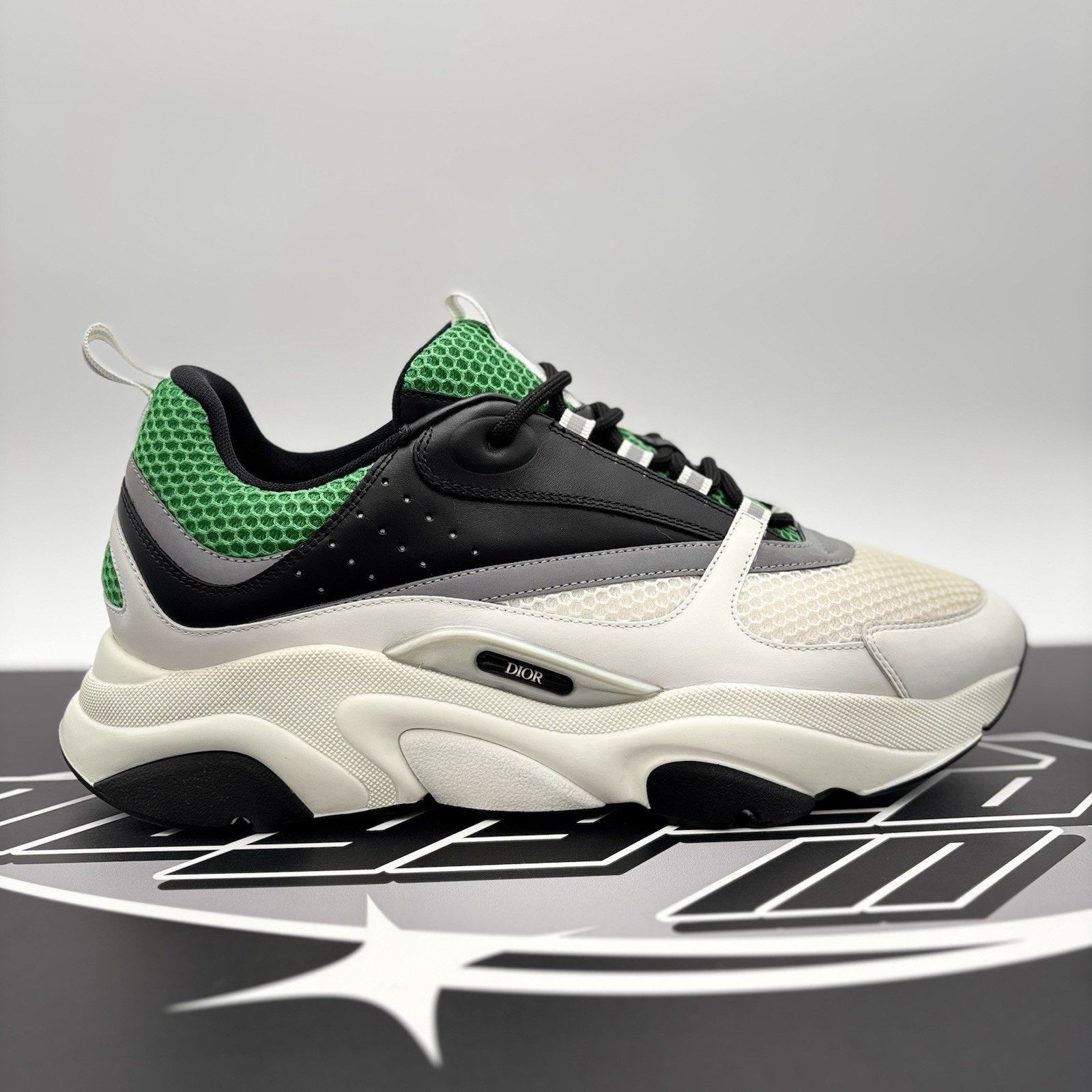 Dior Dior B22 Sneaker ' Green, White ' | SUPER CLEAN! Size US 13 / EU 46 - 2 Thumbnail