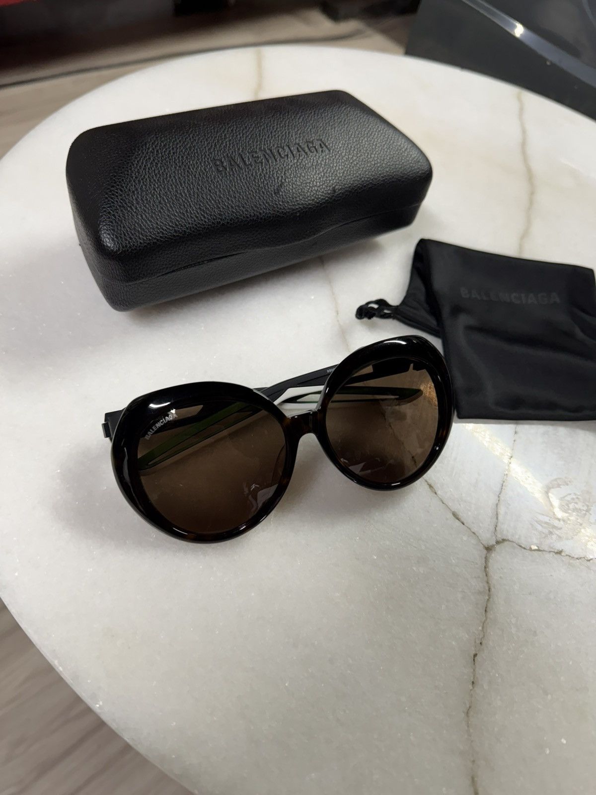 Balenciaga Balenciaga Logo Black Sunglasses Women’s Oval Shades Size ONE SIZE - 11 Thumbnail