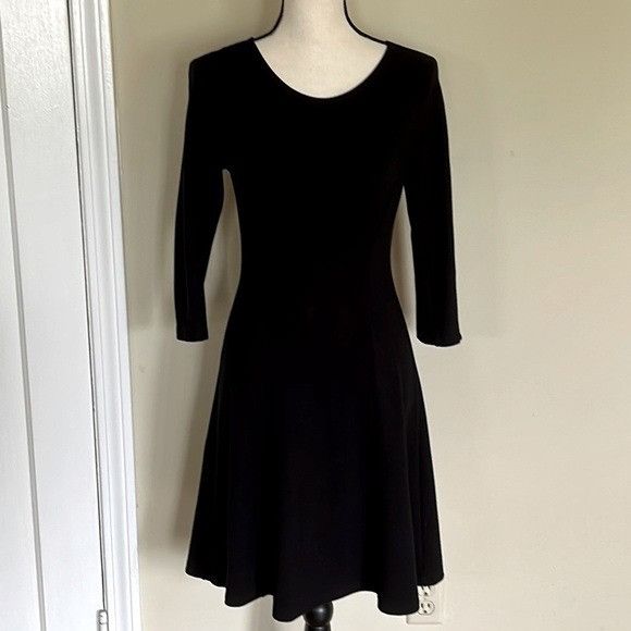 Theory Theory Skater Dress Size S / US 4 / IT 40 - 1 Thumbnail