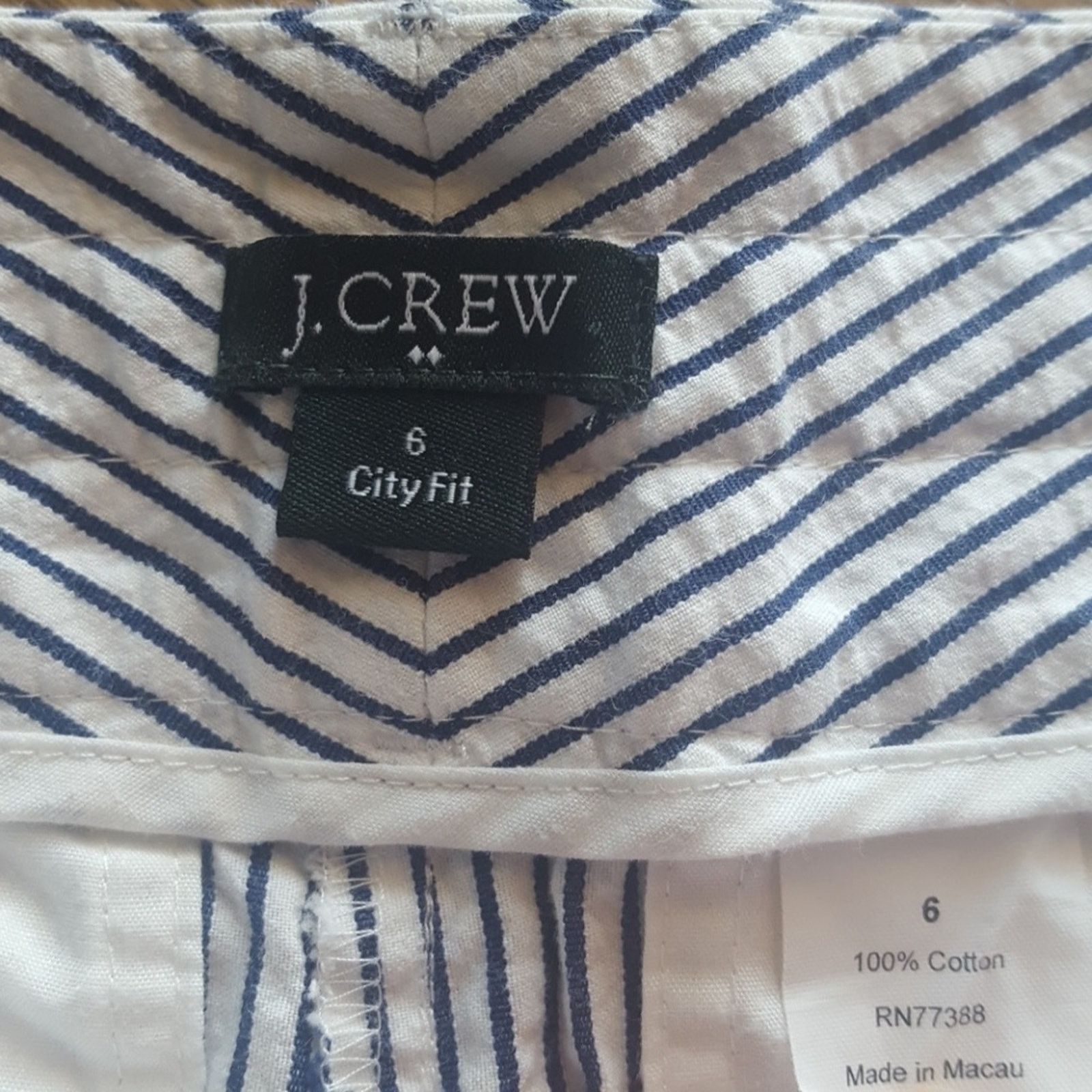 J.Crew J. Crew Seersucker Shorts Navy and White Size 28" / US 6 / IT 42 - 3 Thumbnail