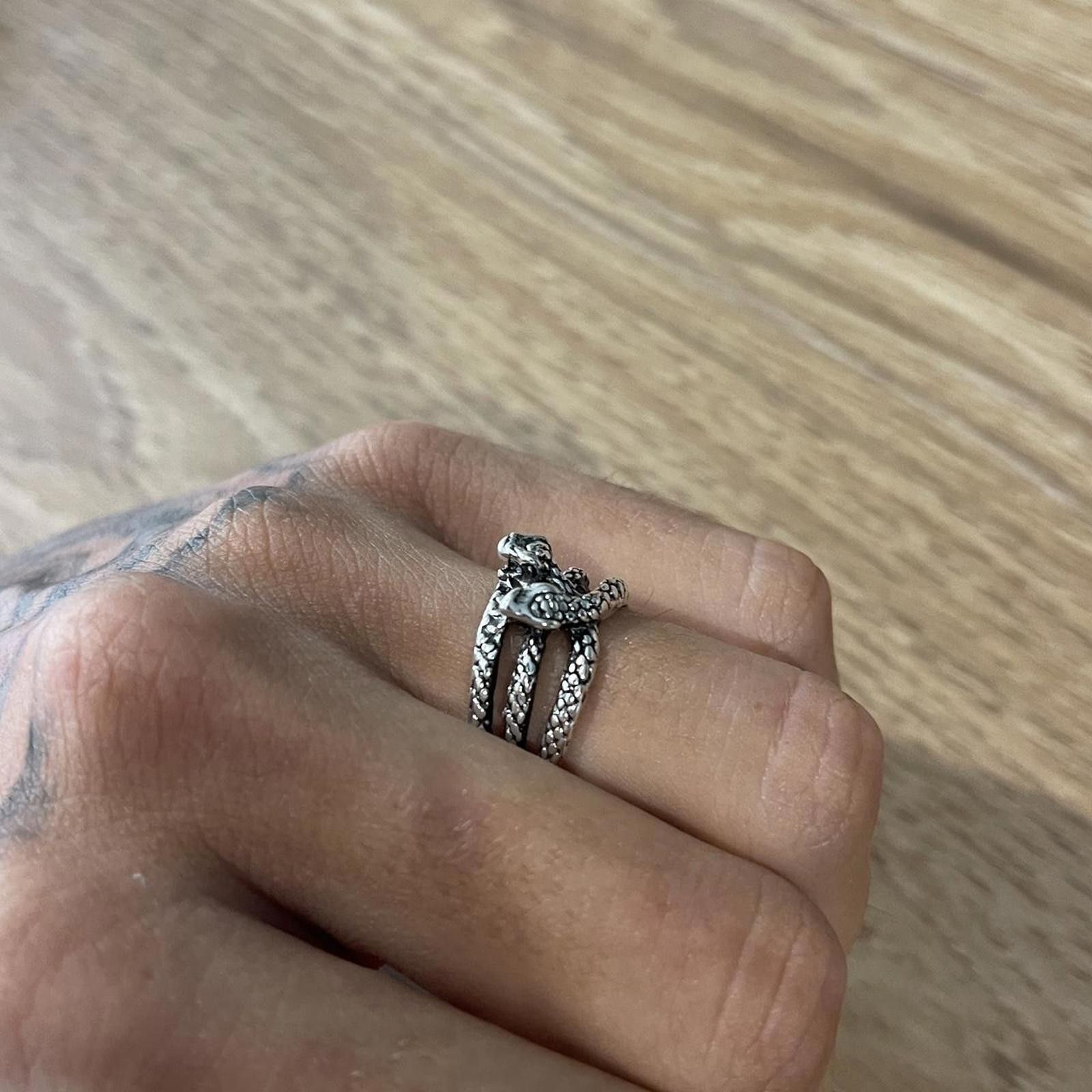 Rip Curl Silver Alloy Double Head Snake Ring Size ONE SIZE - 3 Thumbnail