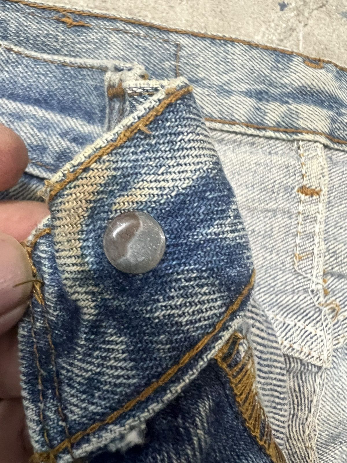 Vintage Vintage Levis 501 Big E Distressed Denim Jeans Size US 30 / EU 46 - 8 Thumbnail