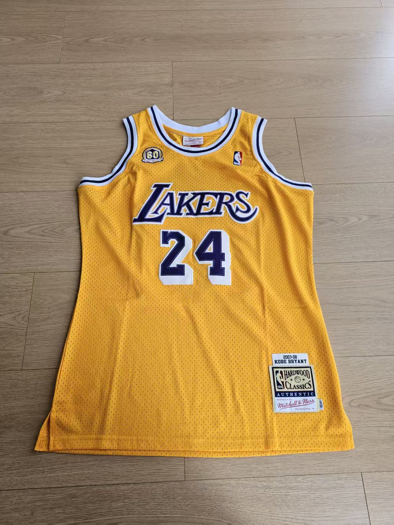 NBA 2007 08 Laker #24 Kobe Bryant Jersey Size US XL / EU 56 / 4 - 1 Thumbnail
