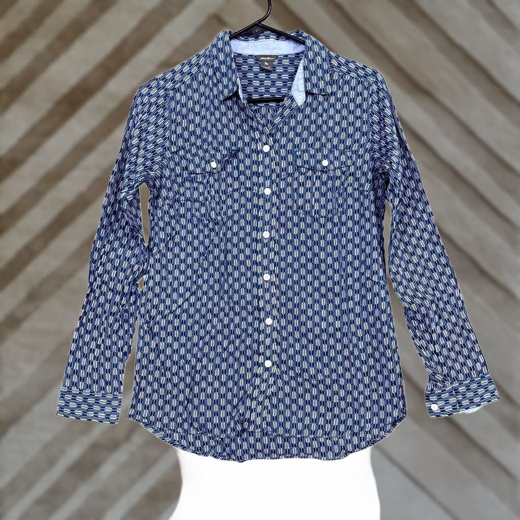 Eddie Bauer Eddie Bauer Womens Shirt Blue White Pattern Collared Thin Button Down Small Size S / US 4 / IT 40 - 1 Thumbnail
