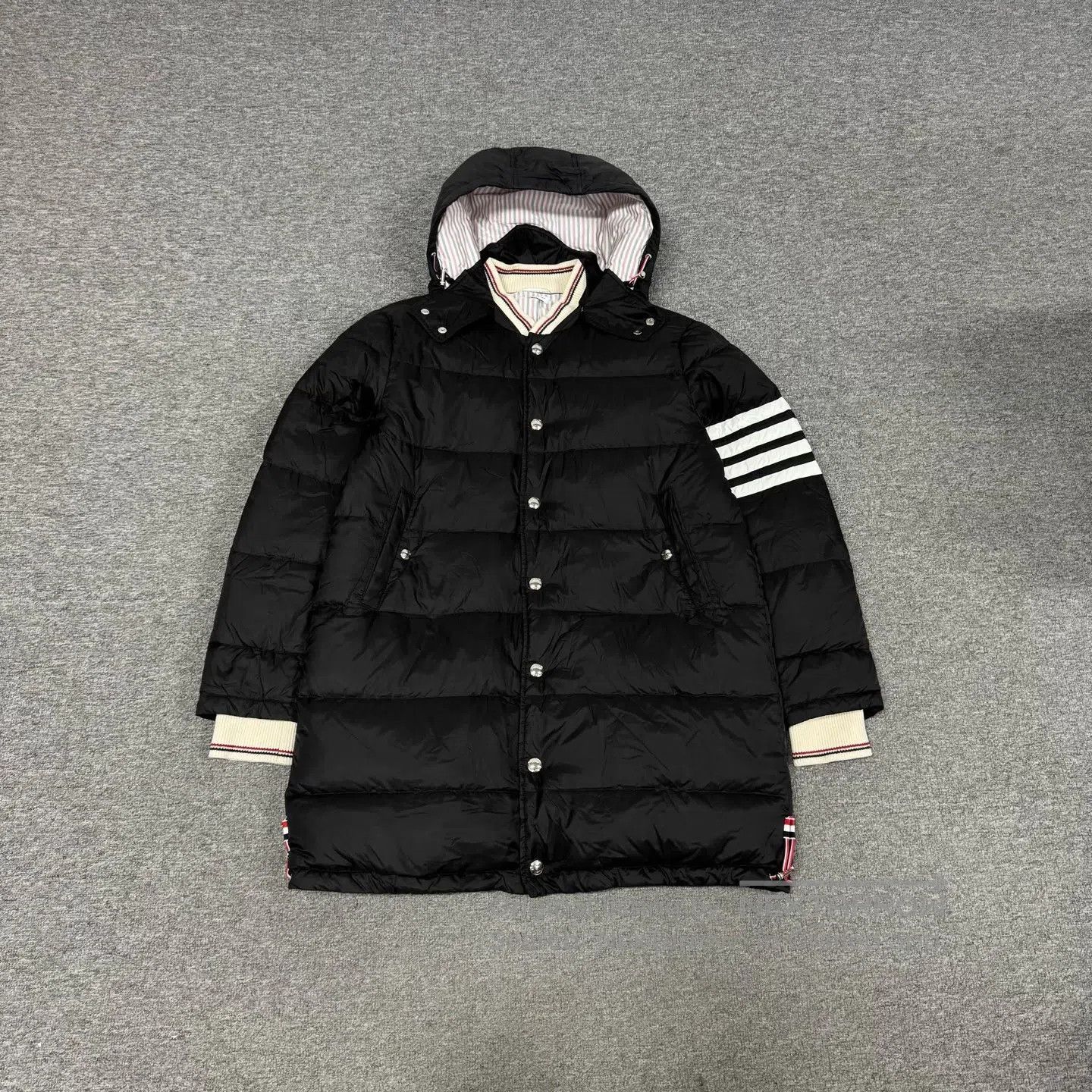 Thom Browne Thom Browne Four stripes medium-length down jacket| Size US M / EU 48-50 / 2 - 1 Thumbnail