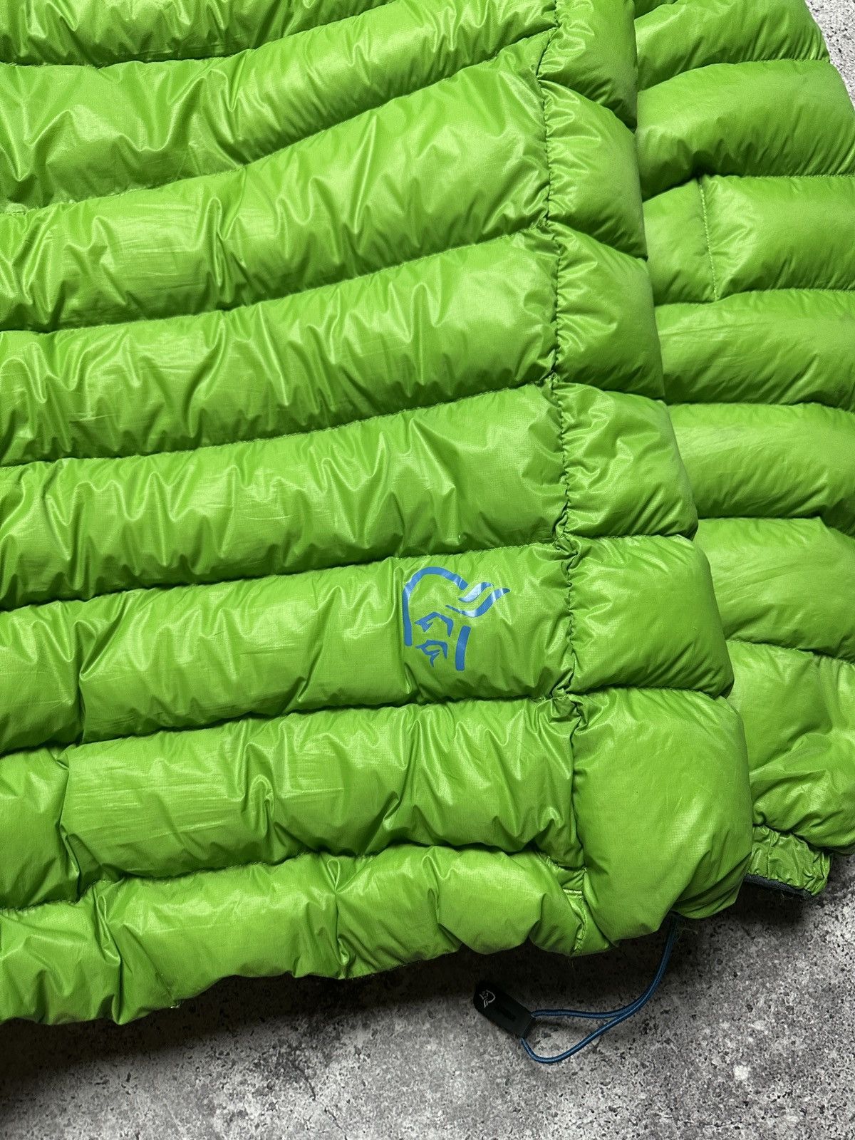 Norrona Norrona Lyngen Down 750 Outdoor Hooded Puffer Down Jacket Size US S / EU 44-46 / 1 - 8 Thumbnail