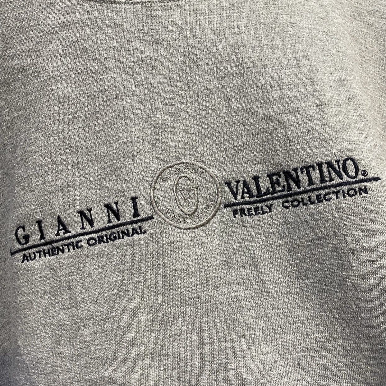 Gianni Valentino × Valentino × Vintage Vintage 90s Designer Gianni Valentino Embroided Sweatshirt Size US L / EU 52-54 / 3 - 4 Thumbnail