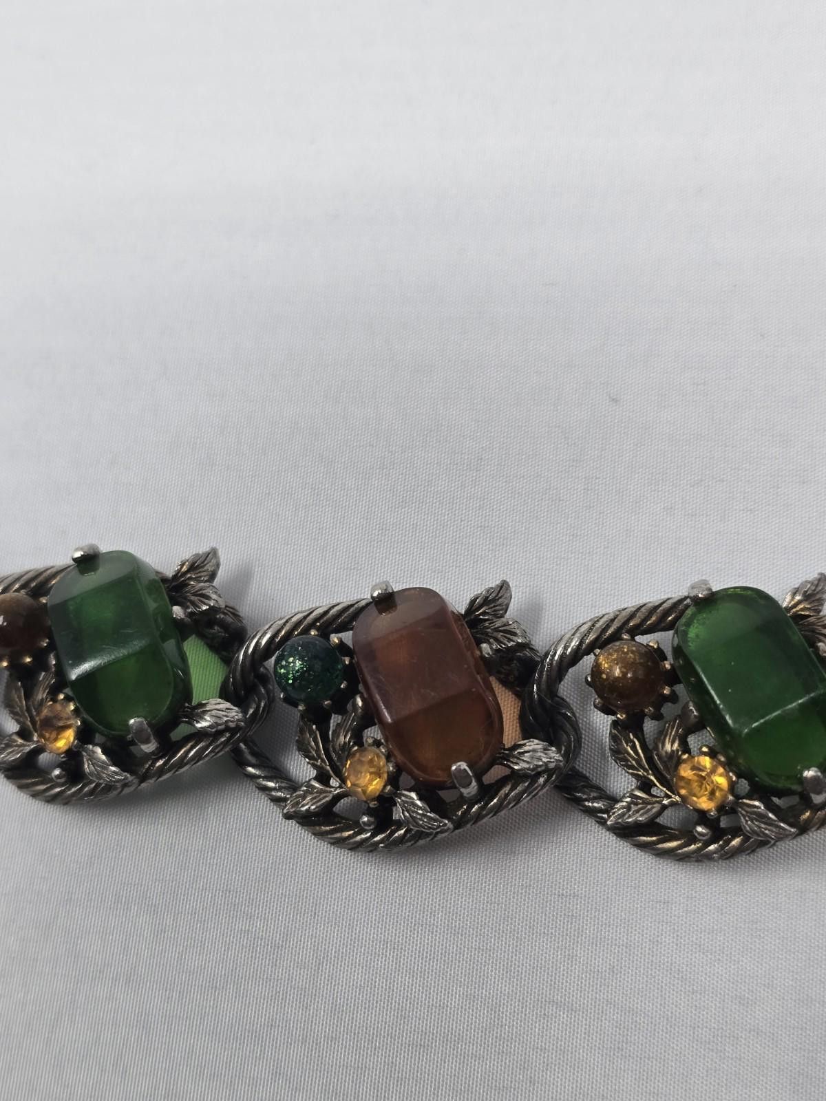 Chalk Line Selini 1960s Silver Tone Bracelet Green Red Cab Vintage Size ONE SIZE - 9 Thumbnail