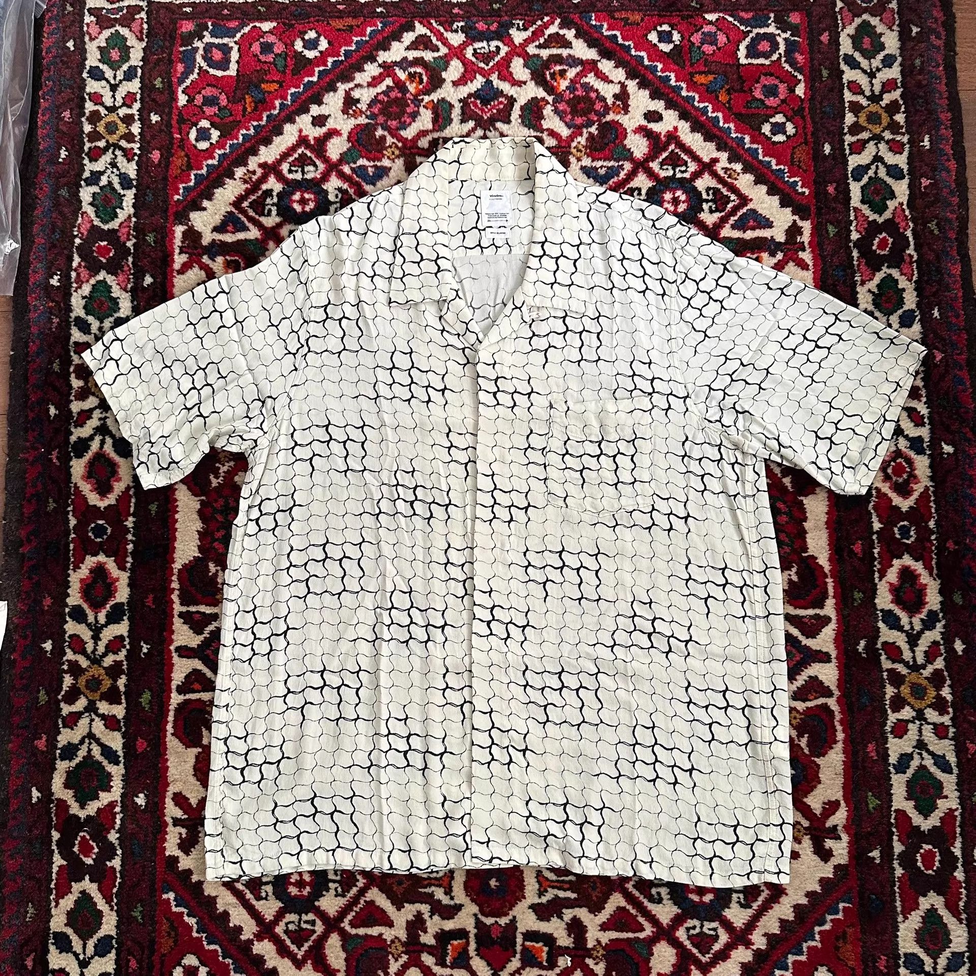 Visvim Visvim SS20 Free Edge Snake Hawaiian Shirt Ivory 3 Size US L / EU 52-54 / 3 - 1 Thumbnail