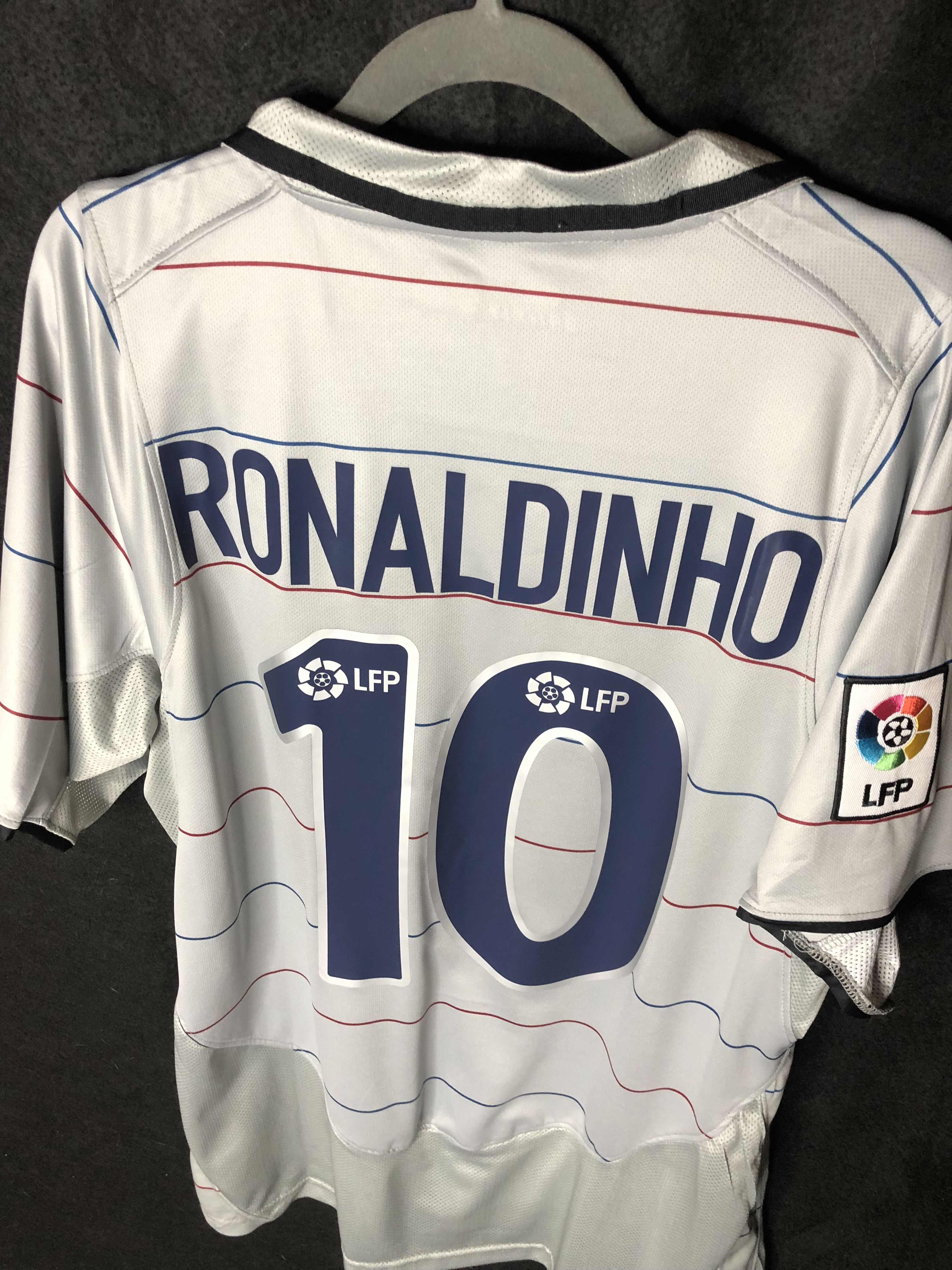 Vintage Ronaldinho PSG Away Shirts L Size US L / EU 52-54 / 3 - 4 Thumbnail