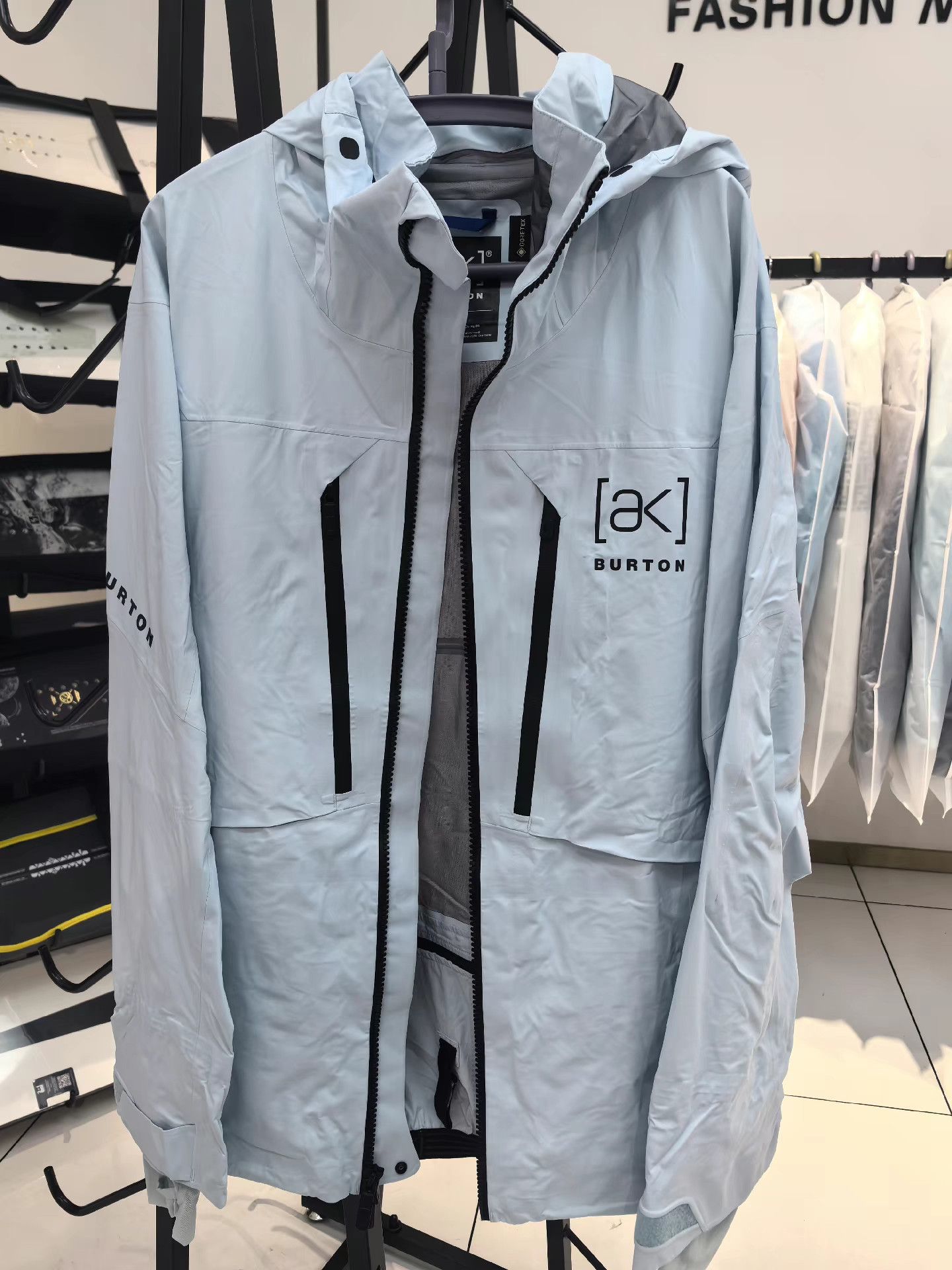 Burton Burton 3L Snow Jacket K17 Size US L / EU 52-54 / 3 - 1 Thumbnail