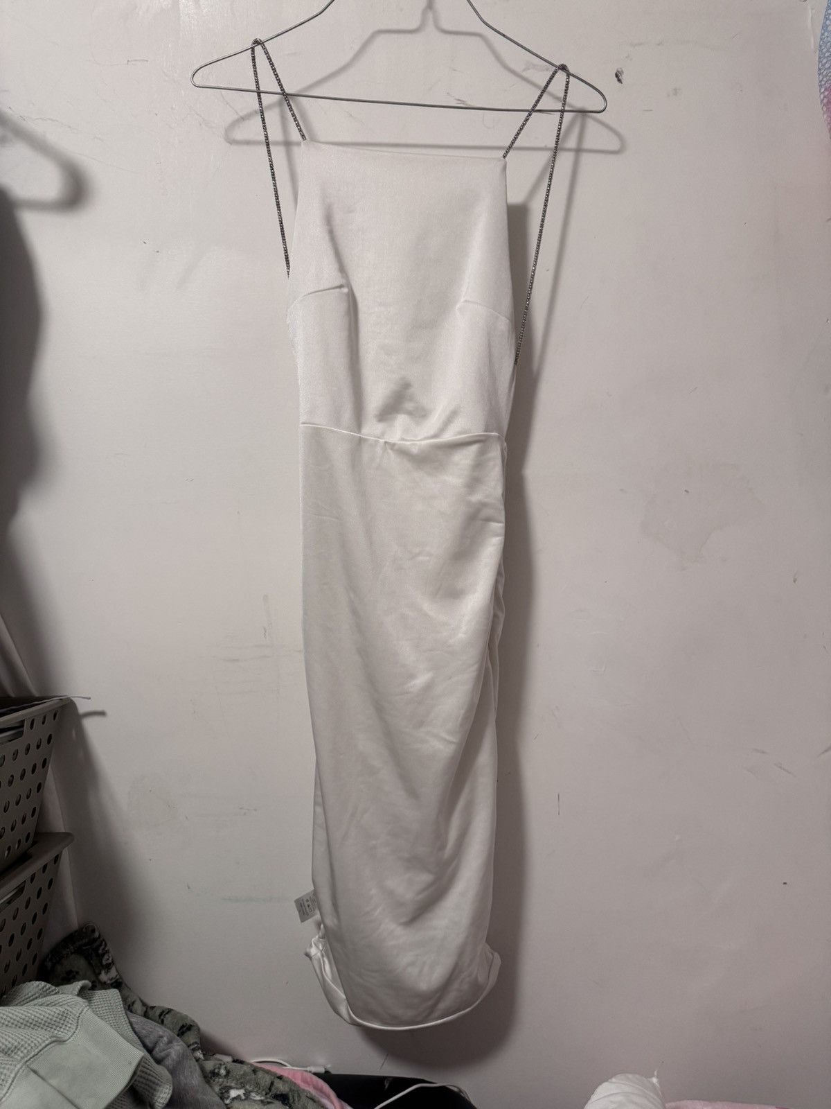 Fashion Nova White Dress with Chain Straps Size S / US 4 / IT 40 - 1 Thumbnail