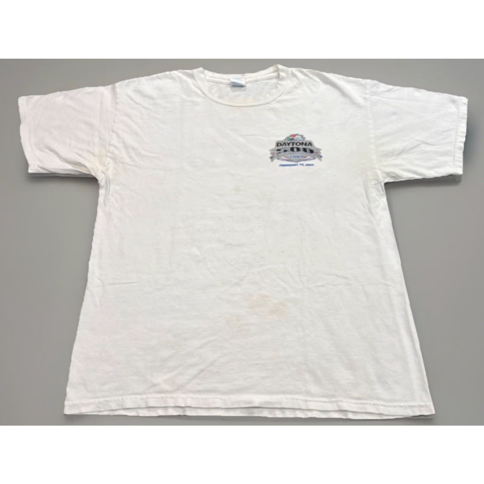 Gildan VINTAGE Daytona 500 Nascar Racing White Double-Sided T-Shirt XL Y2K 2004 Size US XL / EU 56 / 4 - 2 Thumbnail