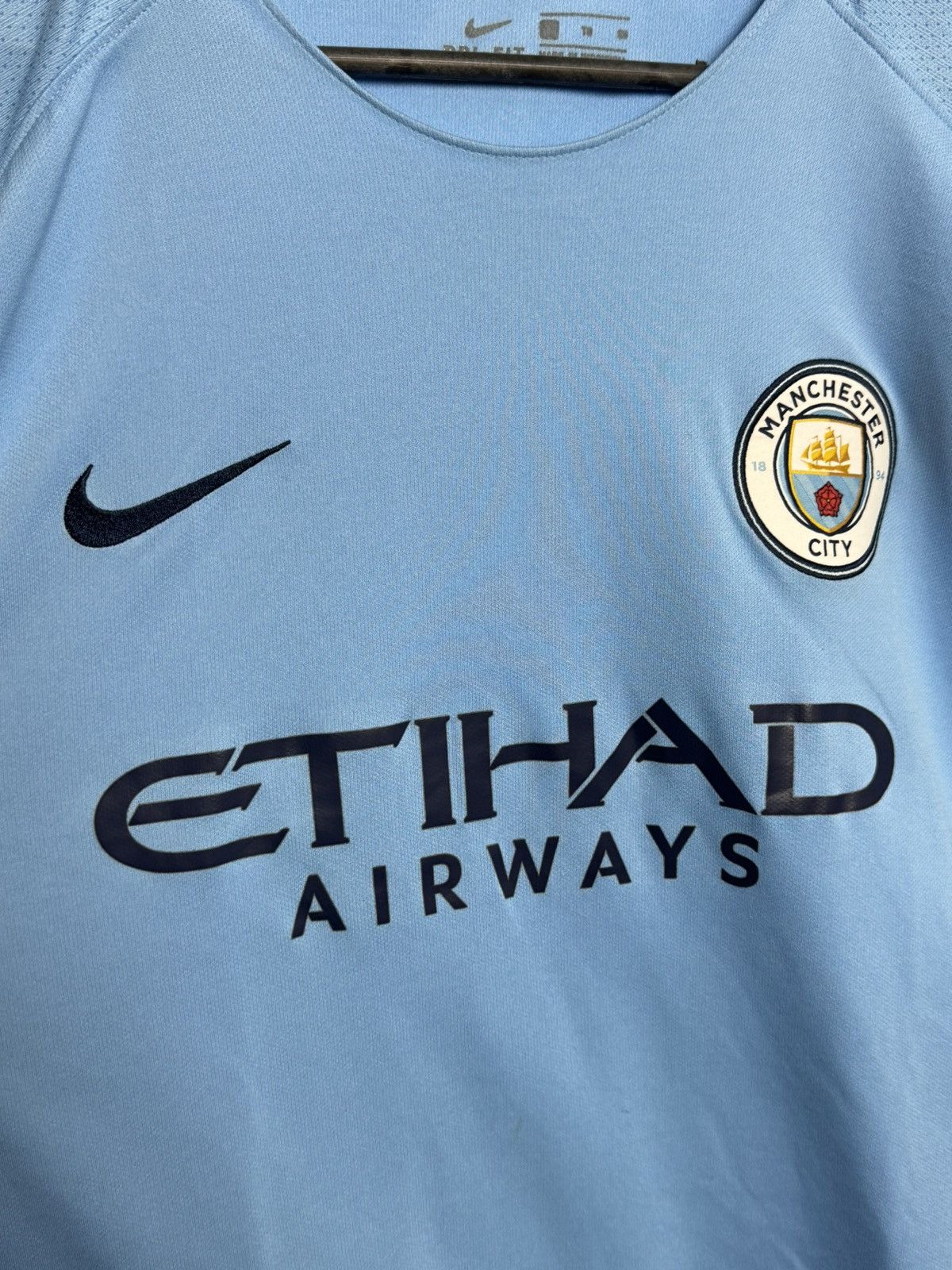 Nike Manchester City 17/18 Home Football Jersey Size US XL / EU 56 / 4 - 3 Thumbnail