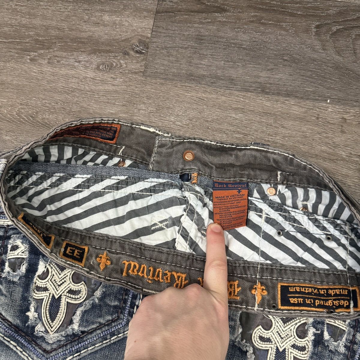 Affliction × Rock Revival × Vintage Crazy Vintage y2k Rock revival distressed embroidered jeans Size US 34 / EU 50 - 5 Thumbnail