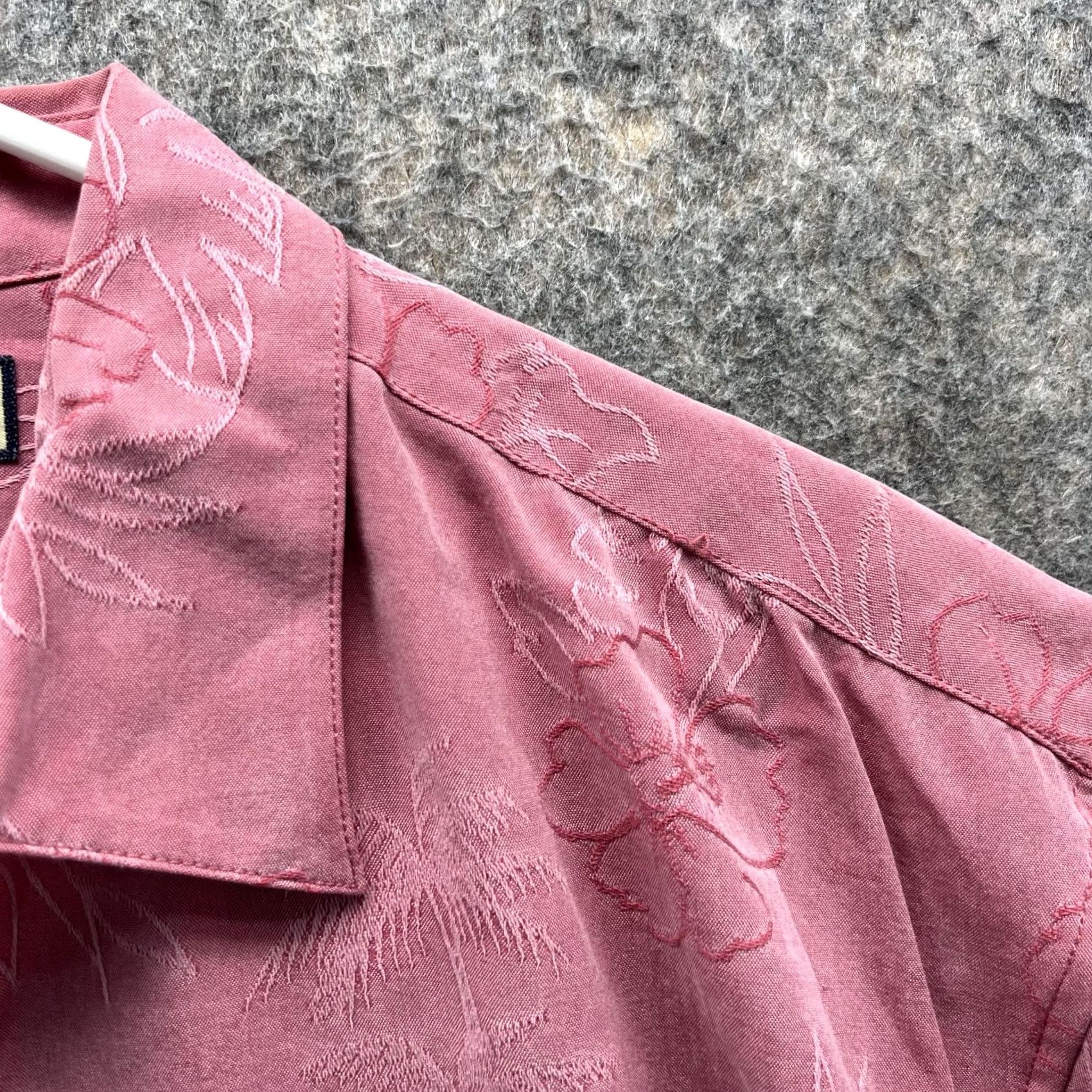Tommy Bahama VINTAGE Tommy Bahama Shirt Men M Floral Pink Button-Down Embroidered Tencel Size US M / EU 48-50 / 2 - 5 Thumbnail