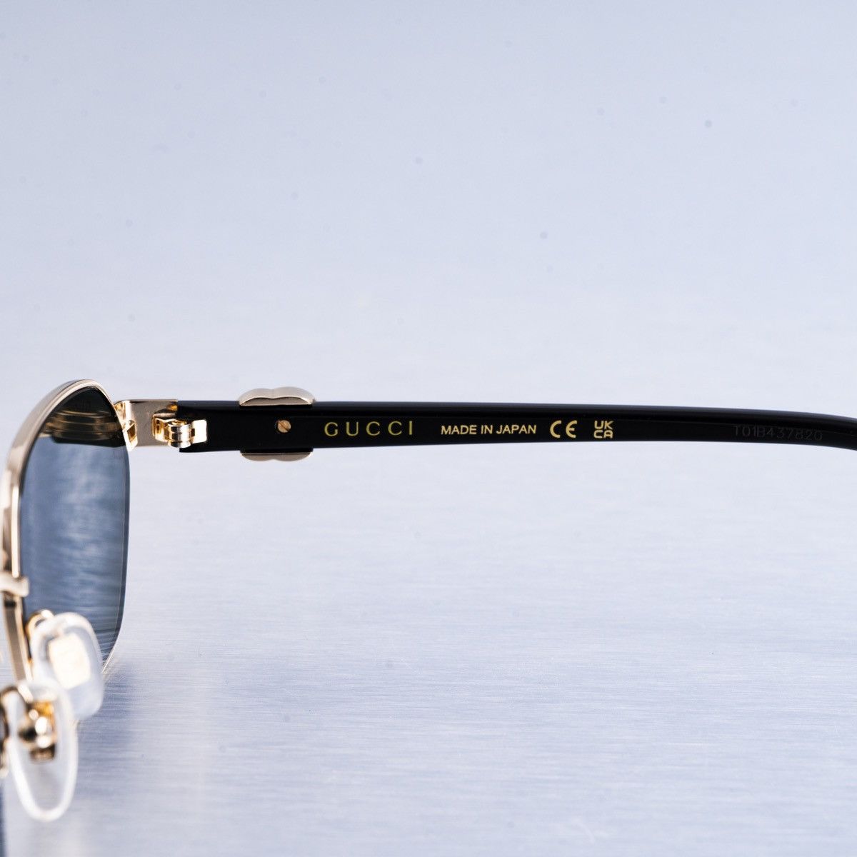 Gucci GUCCI GG1593S 001 SUNGLASSES Size ONE SIZE - 4 Thumbnail