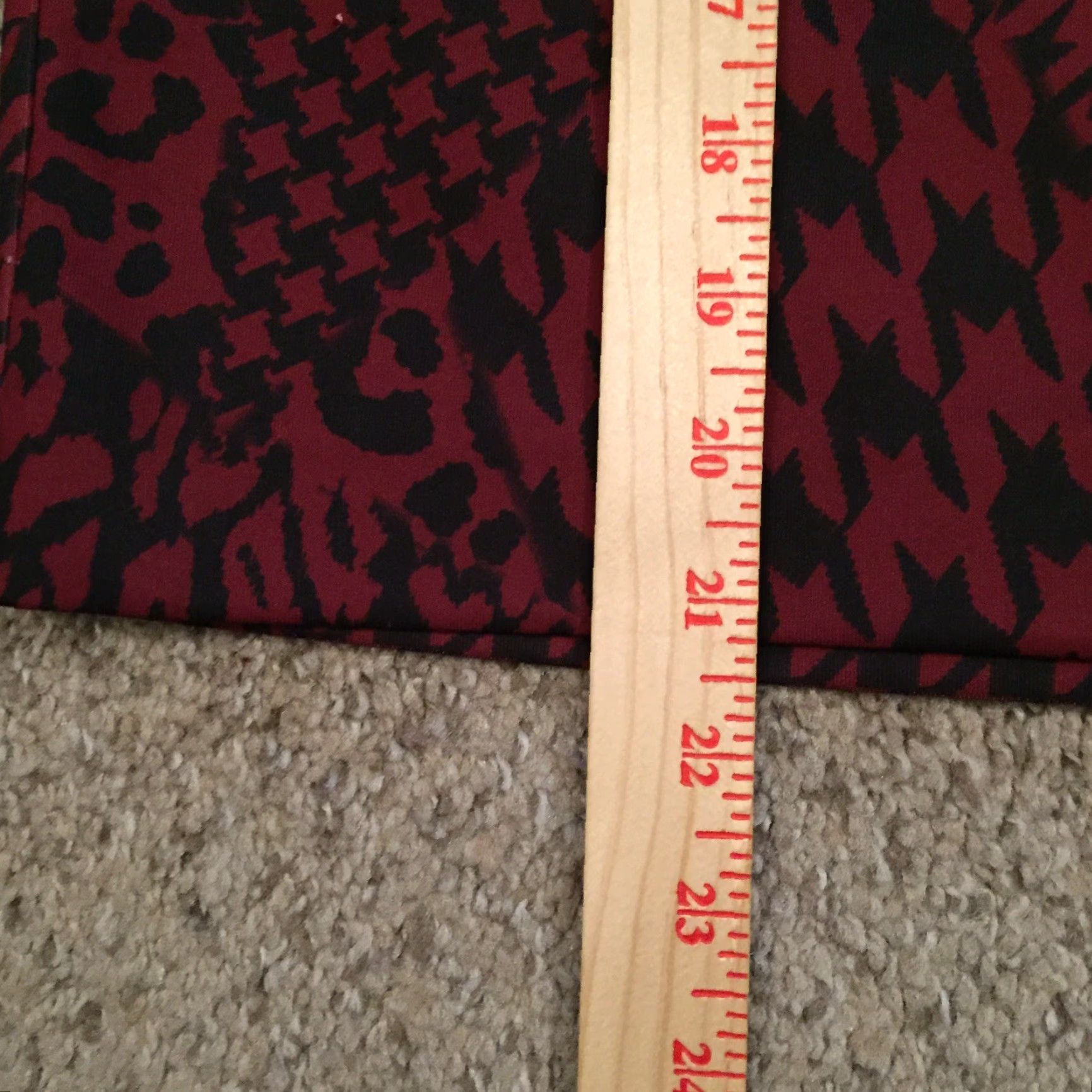 Vintage New York & Company Skirt M Red Animal Print Knee Length Pull Unlined Polyester Spandex Women Pencil Size 32" / US 10 / IT 46 - 6 Thumbnail