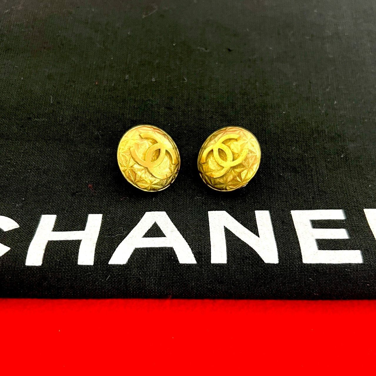 Chanel Chanel Chanel Coco Mark Earrings Metal Earrings DUTY FREE for USA Size ONE SIZE - 1 Thumbnail