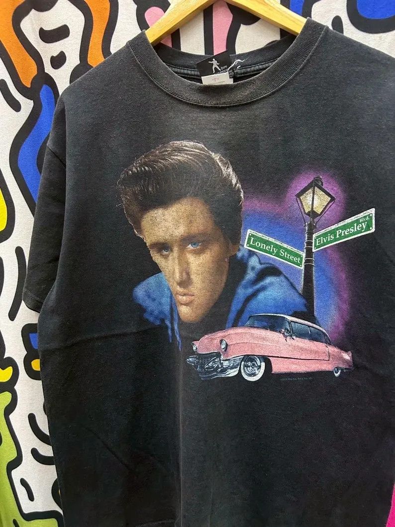 Vintage Vintage 2000s Elvis Presley tshirt size L Size US L / EU 52-54 / 3 - 1 Thumbnail