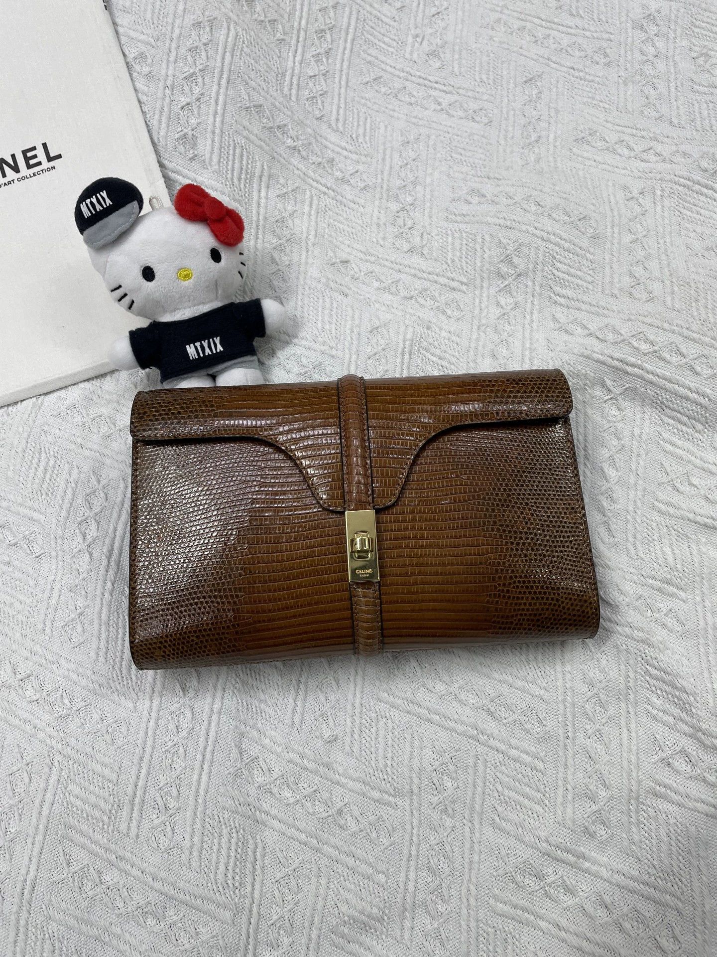 Celine Celine Caramel Lizard Clutch Size ONE SIZE - 1 Thumbnail