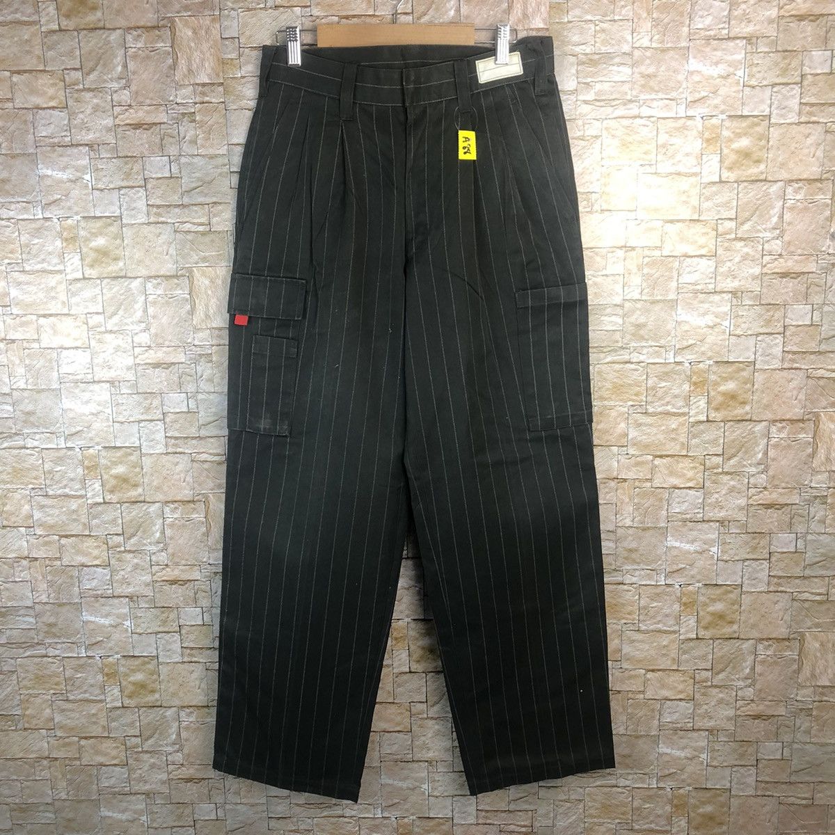 Coca Cola Coca Cola Black Stripe Cargo Multipocket Pants #A88 Size US 31 - 1 Thumbnail