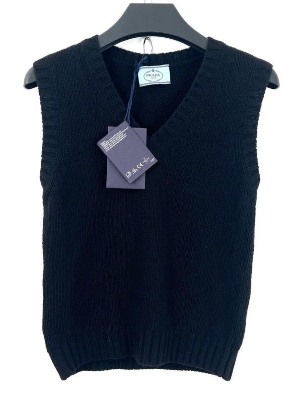 Prada Prada Black VNeck Wool Sweater-2506 Size US S / EU 44-46 / 1 - 5 Thumbnail