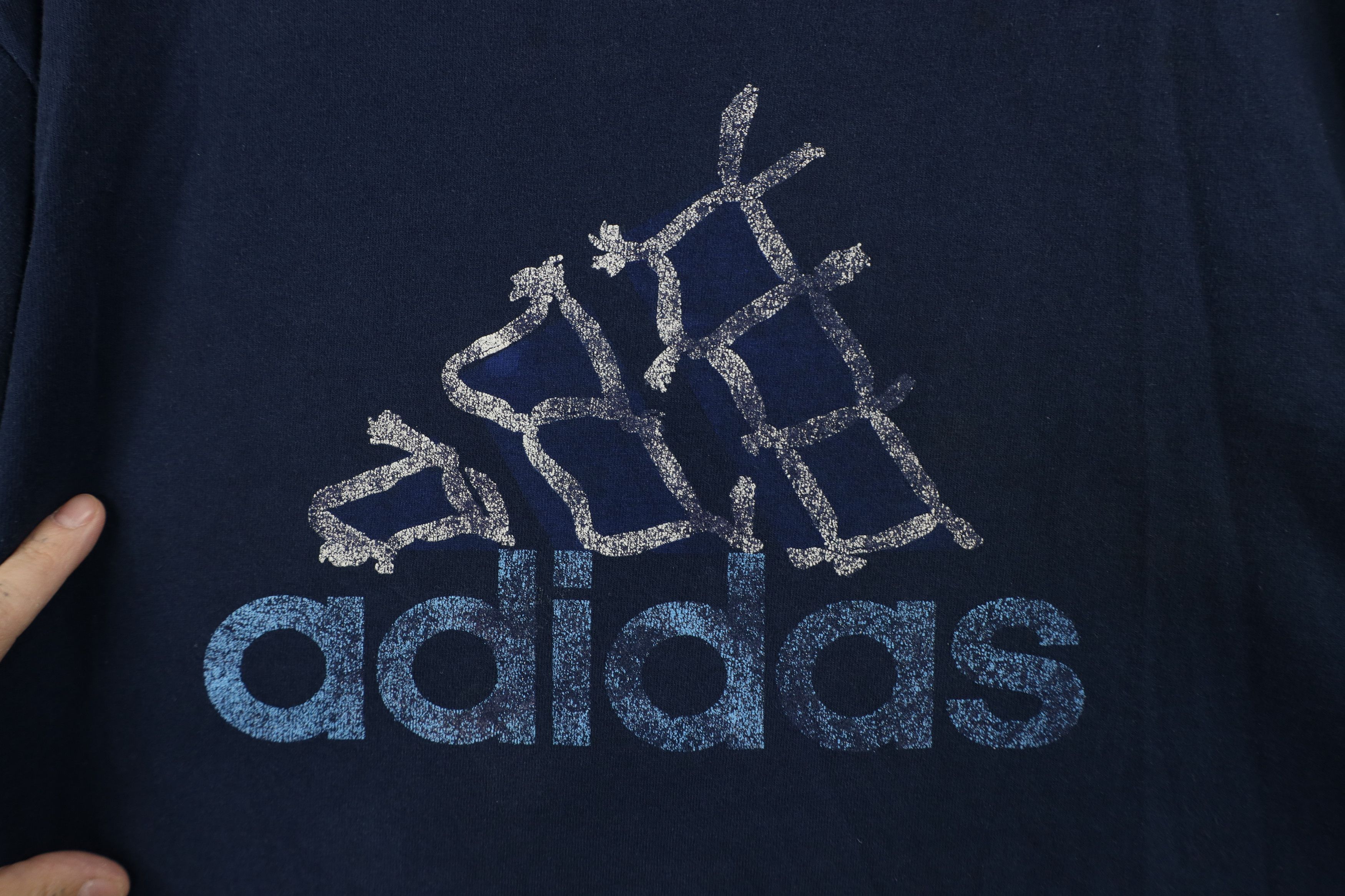 Adidas Vintage Adidas Spell Big Logo Soccer Basketball Net T-Shirt Size US XXL / EU 58 / 5 - 4 Thumbnail