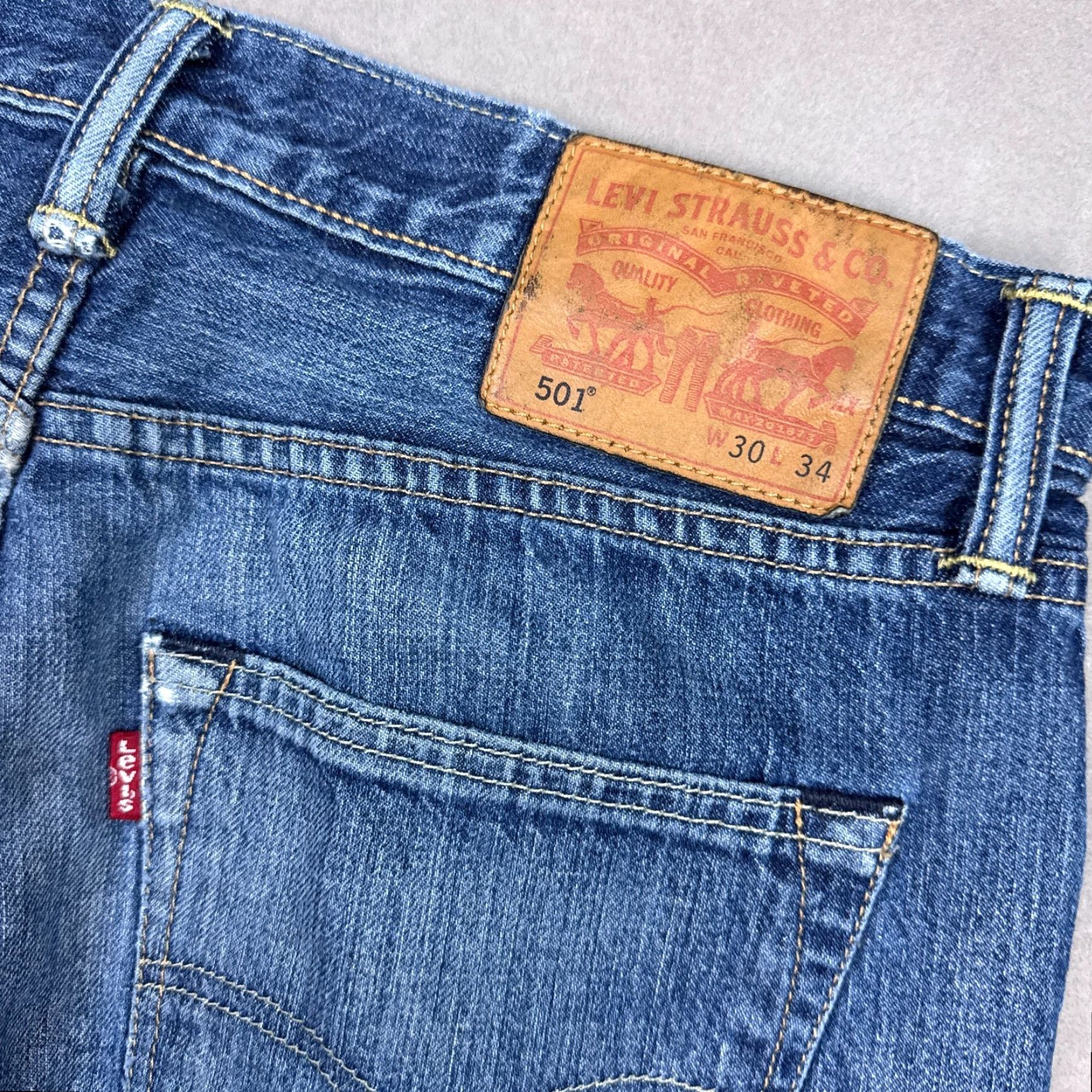 Levi's Levi's 501 Jeans Men 30x32 Blue Denim Work Button Fly Vintage No (Tag30x34) Size US 30 / EU 46 - 6 Thumbnail