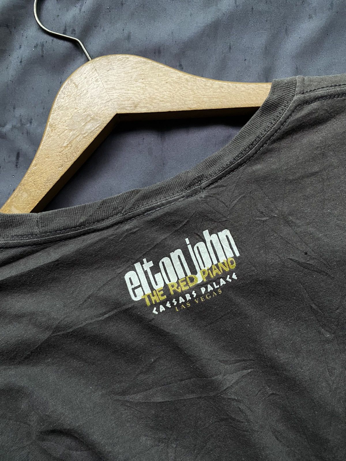 Other Vintage Elton John Live Las Vegas tee Size US M / EU 48-50 / 2 - 4 Thumbnail