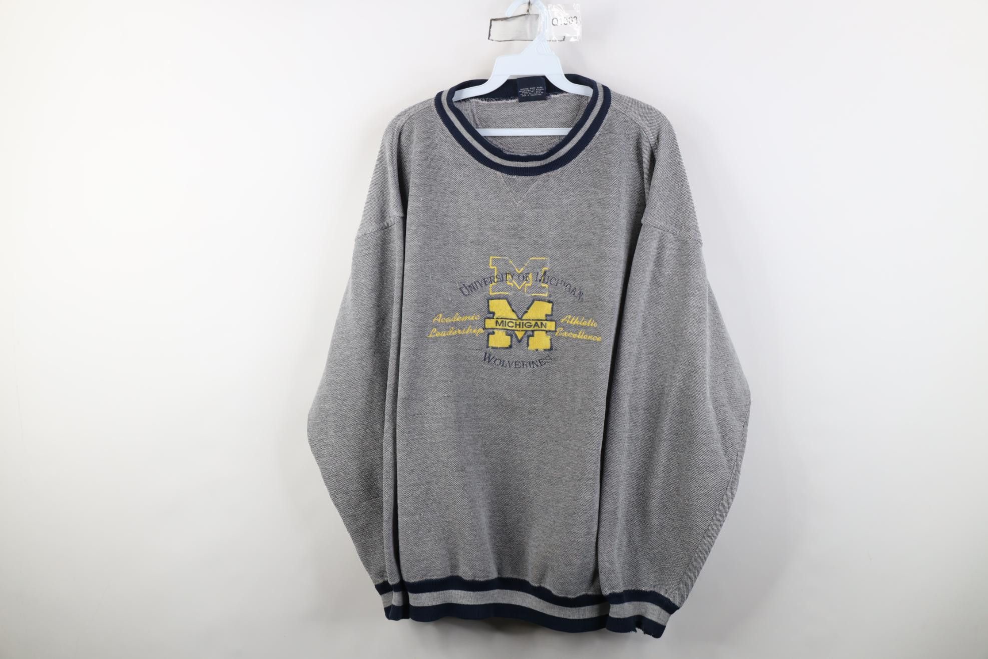 Vintage Vintage 90s University of Michigan Crewneck Sweatshirt Gray Size US XL / EU 56 / 4 - 1 Thumbnail