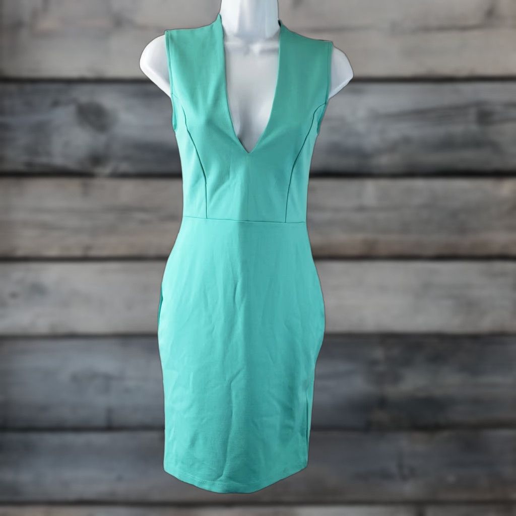 Lulus Lulus Women’s Dress Small Green Sleeveless Exposed Zipper V-Neck Viscose Blend Dress Size S Bodycon Short Vintage No Size S / US 4 / IT 40 - 1 Thumbnail