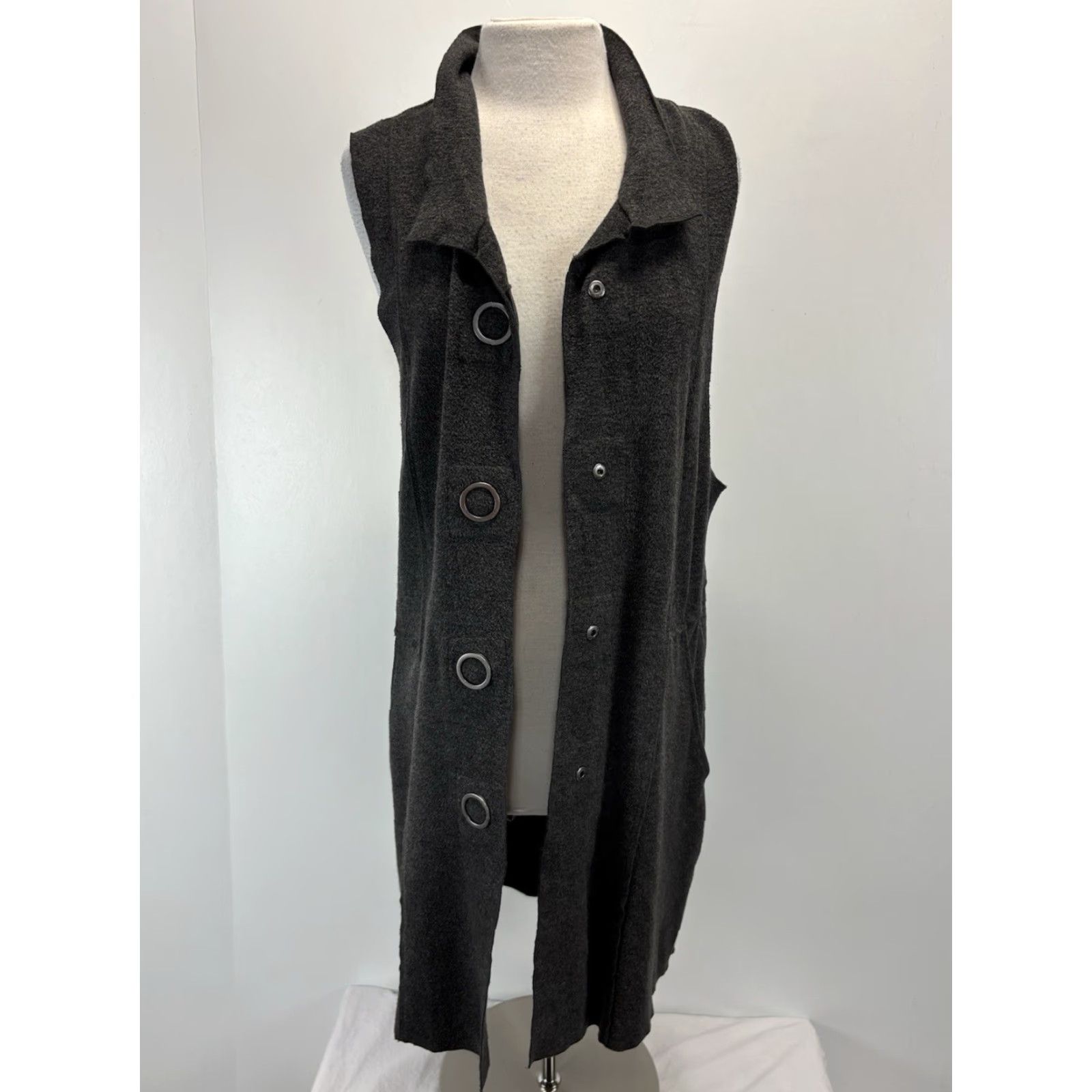 Habitat Habitat Vest XL Women’s Gray Lagenlook Snaps Pockets Mid-Length Sleeveless Felted Style Size XL / US 12-14 / IT 48-50 - 6 Thumbnail