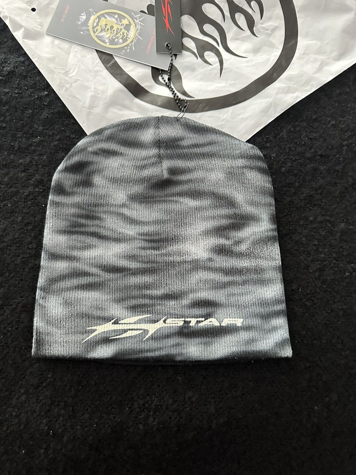 HELLSTAR Hellstar Airbrush Beanie | Grailed